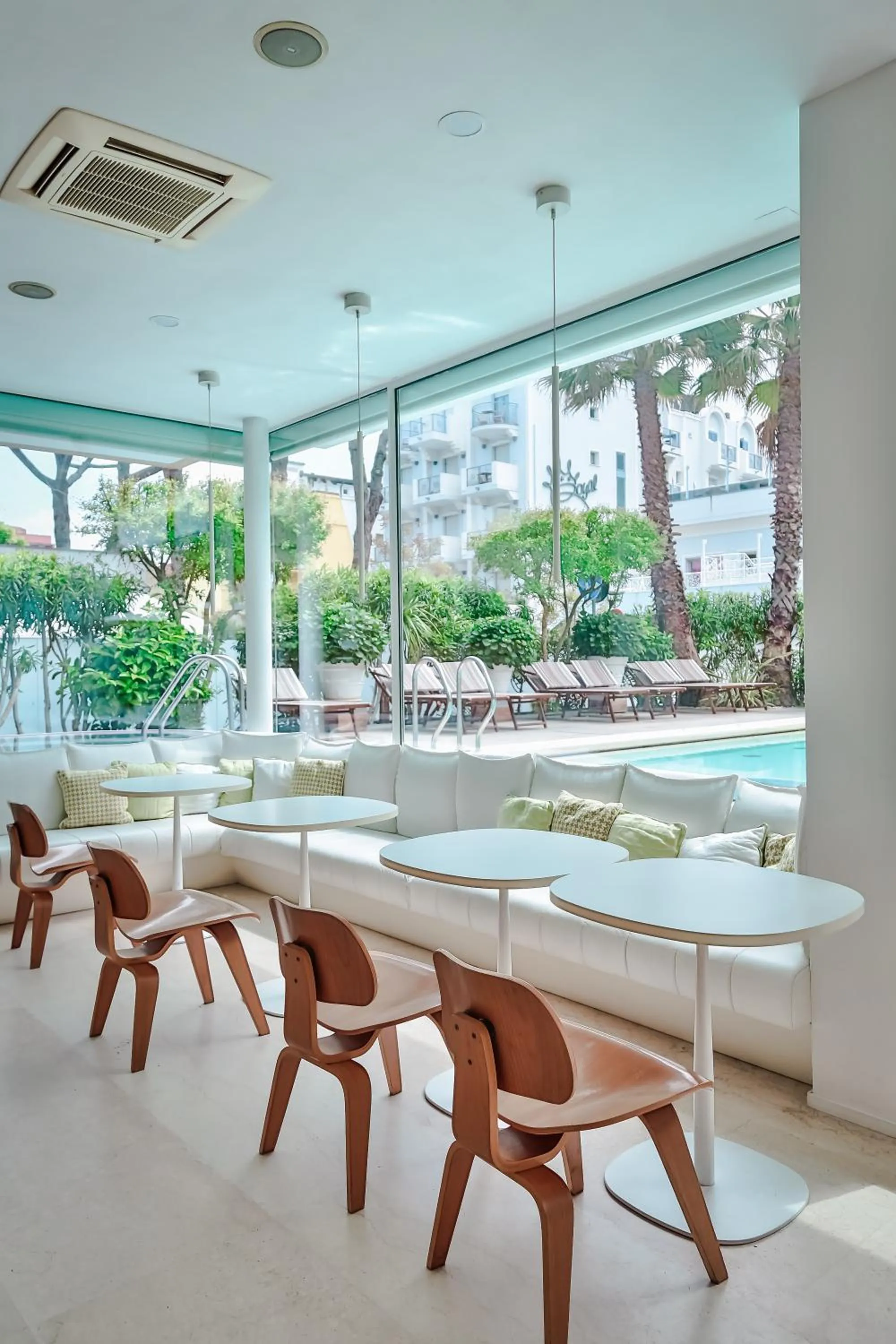 Lounge or bar in Hotel Select Suites & Spa - Apartments