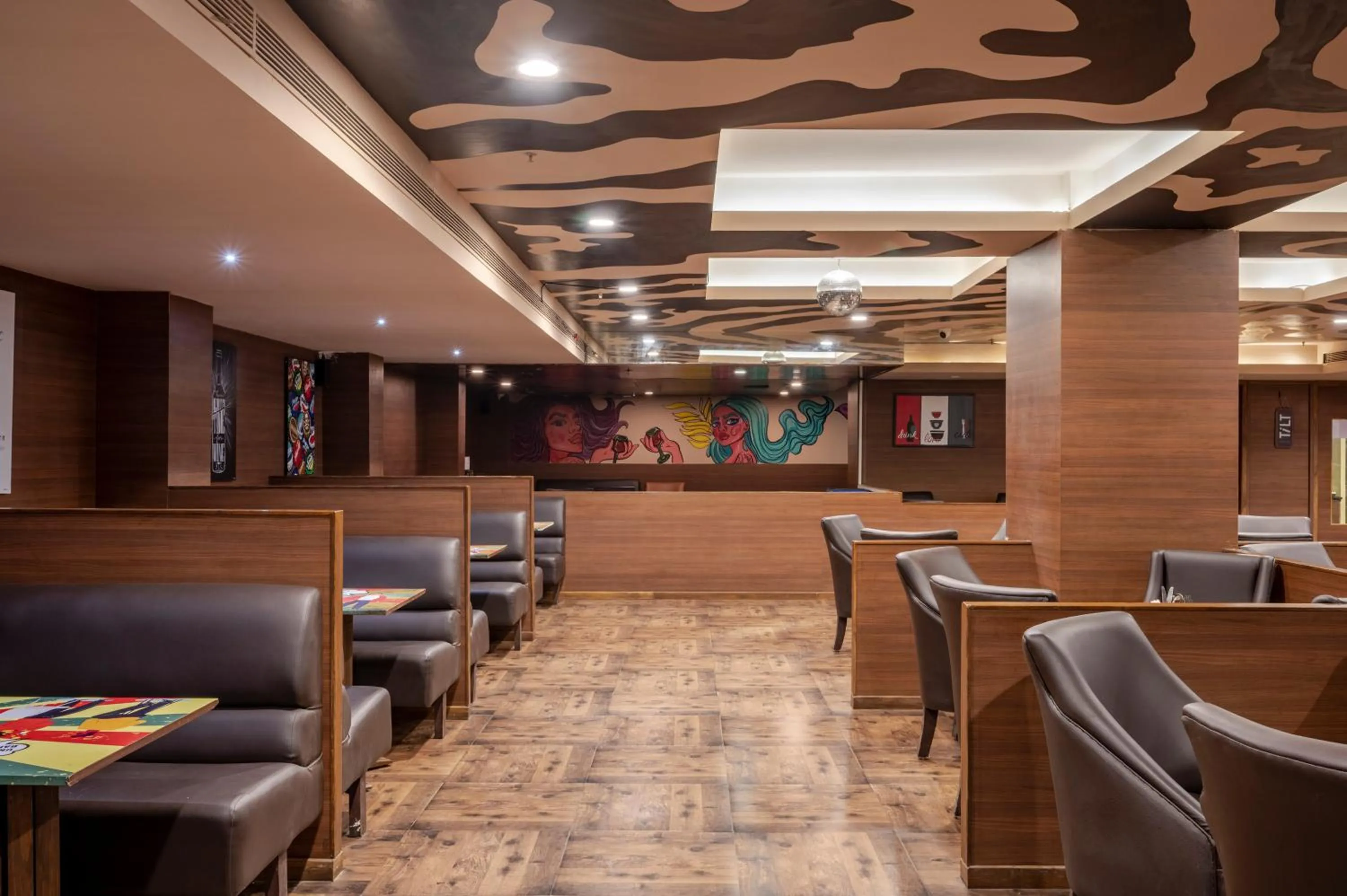 Lounge or bar in Sterling V Grand Madurai