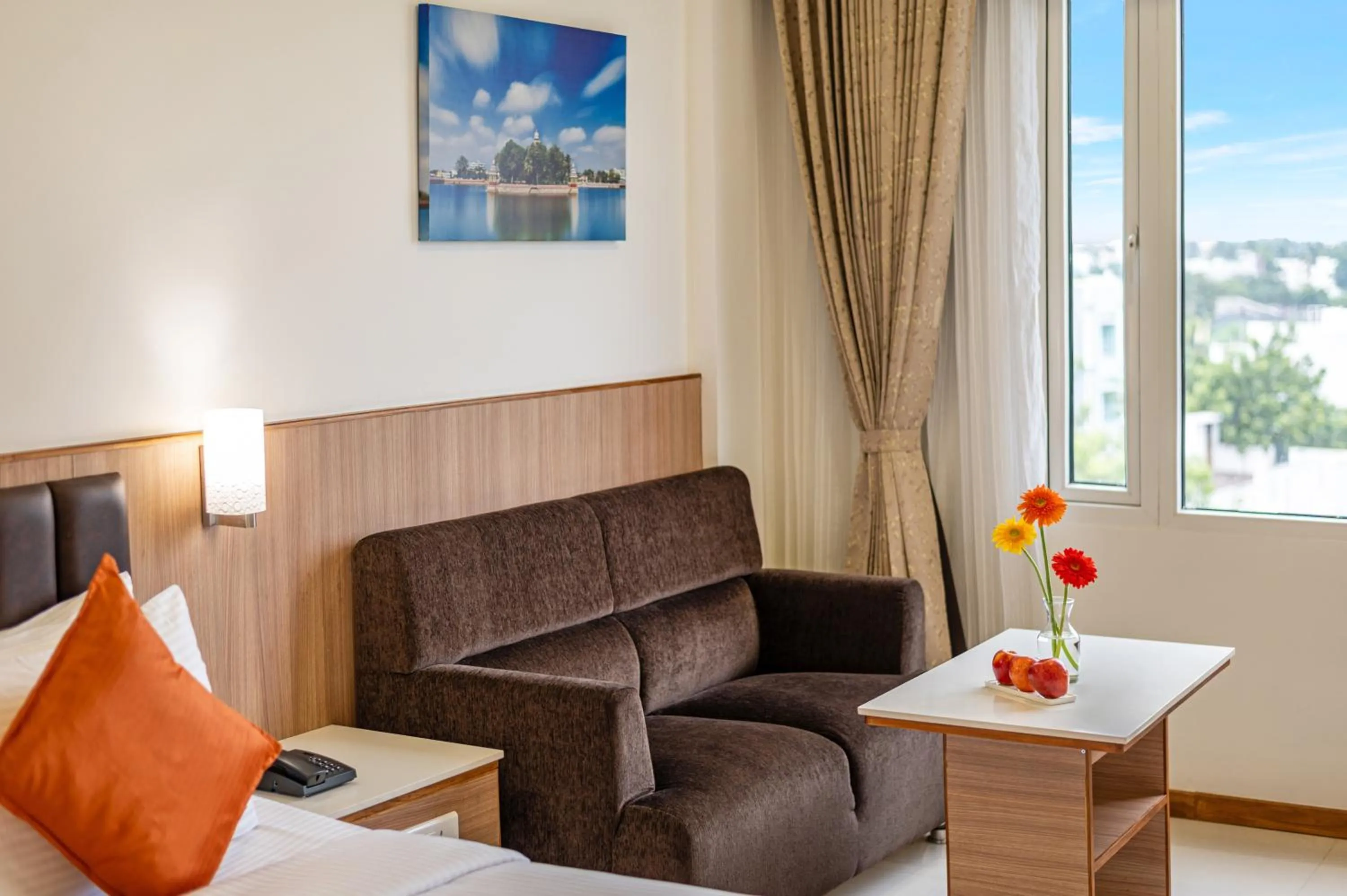 Seating area in Sterling V Grand Madurai