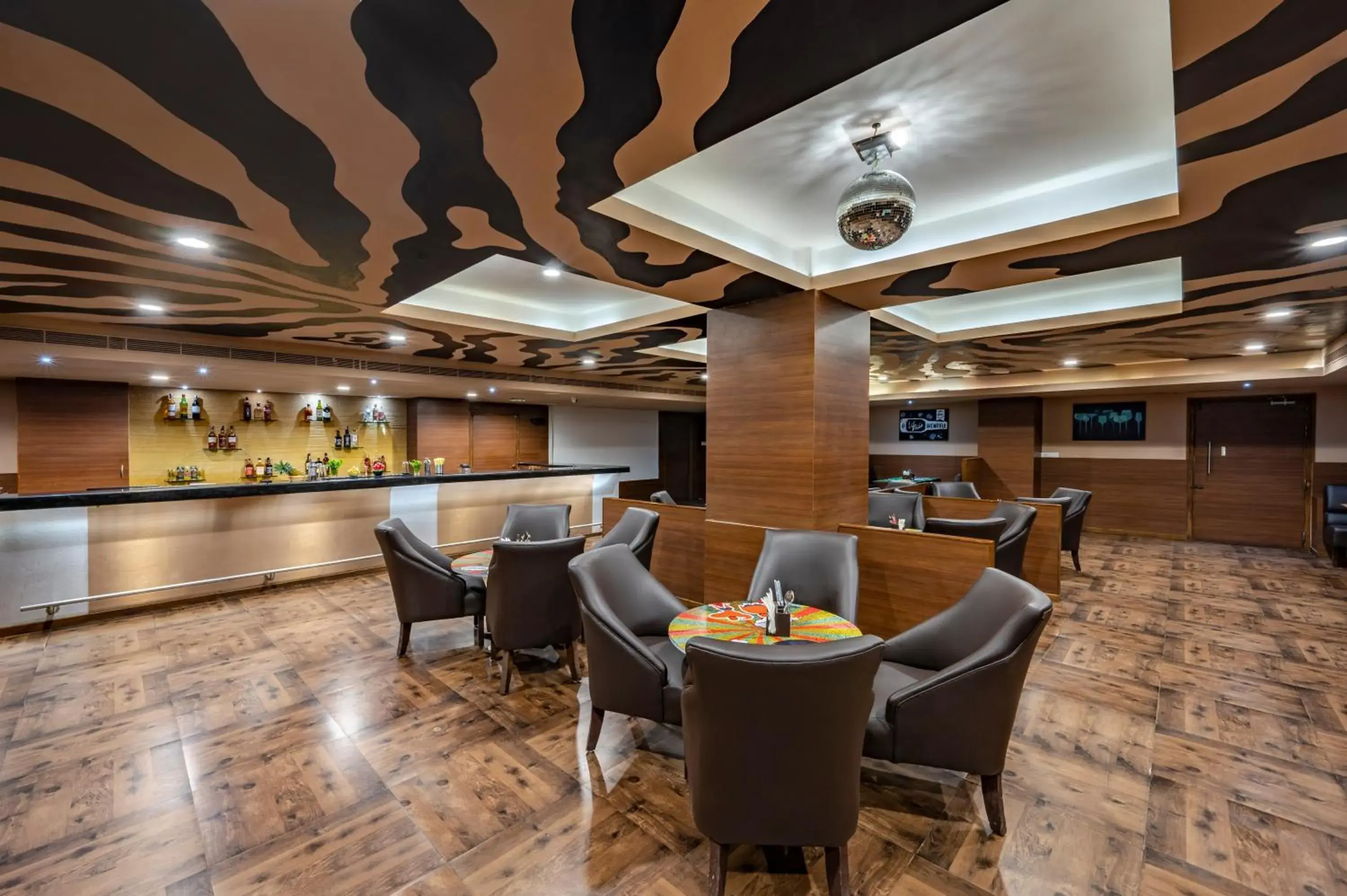 Lounge or bar in Sterling V Grand Madurai Lounge or bar in Sterling V Grand Madurai