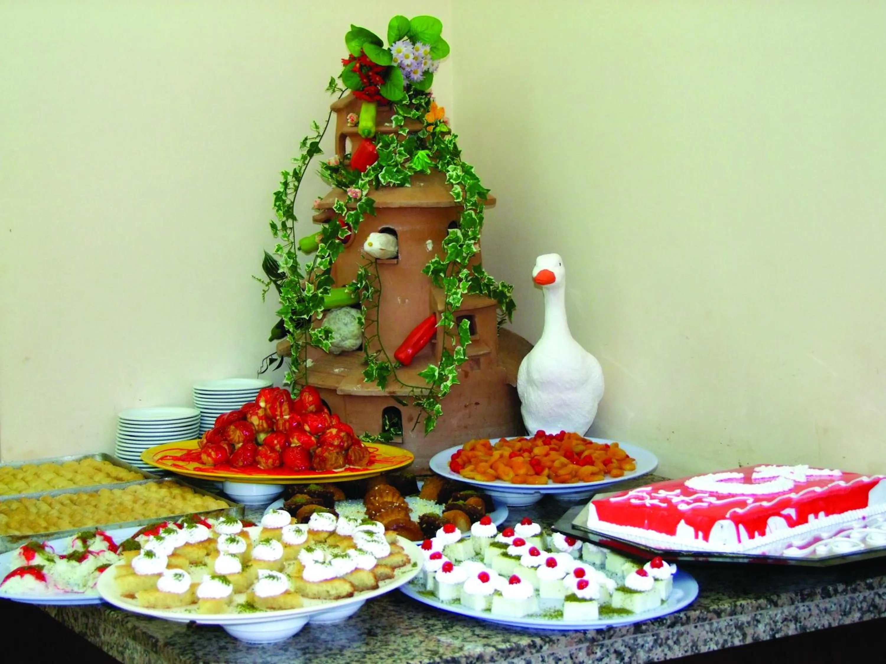 Food and drinks in MURAT 2 Hotel