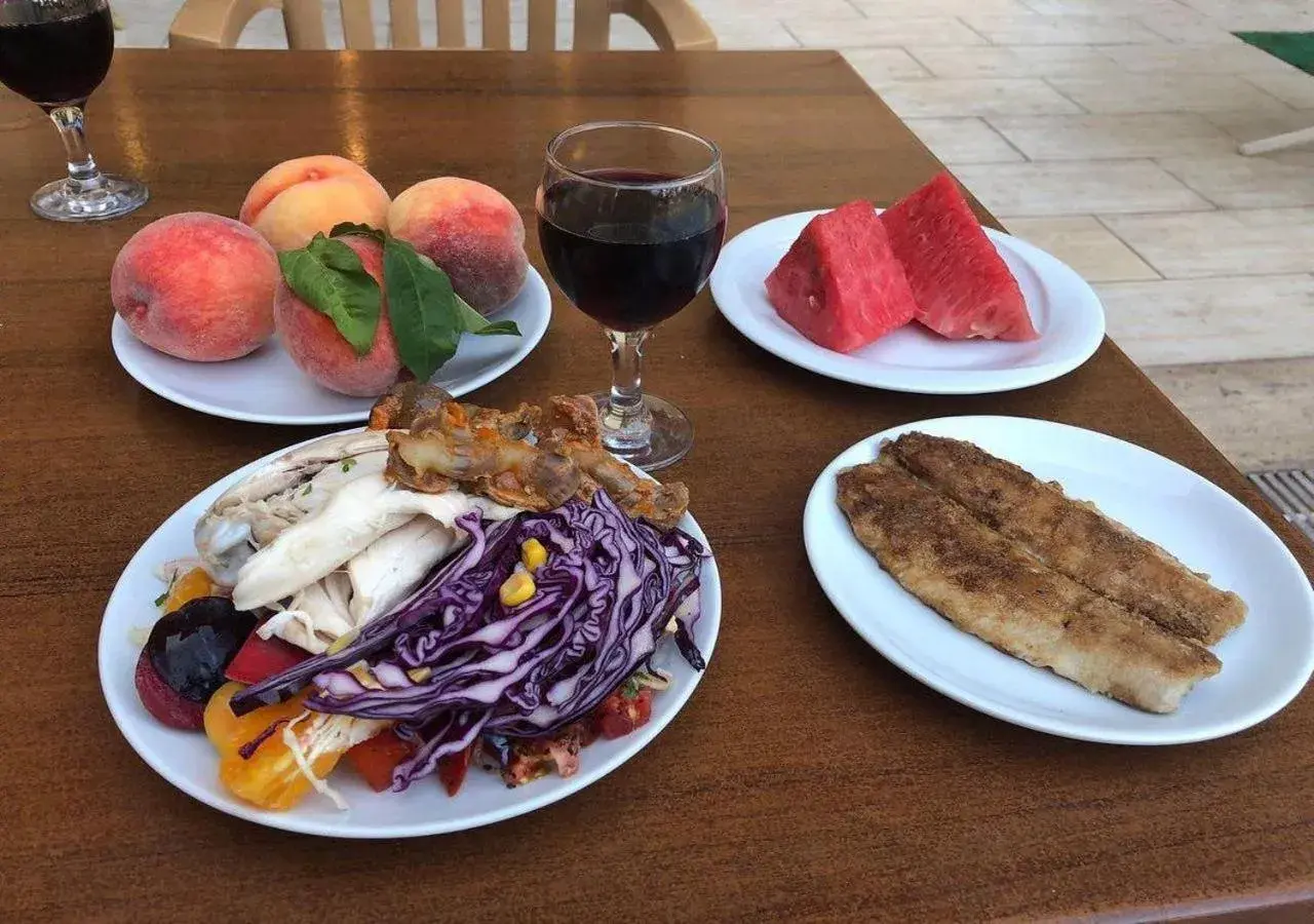 Food in MURAT 2 Hotel Food in MURAT 2 Hotel