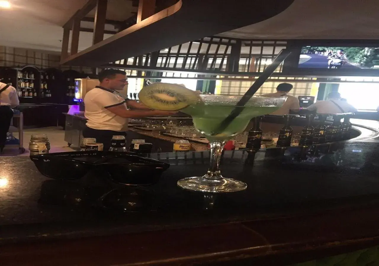 Lounge or bar in MURAT 2 Hotel Lounge or bar in MURAT 2 Hotel