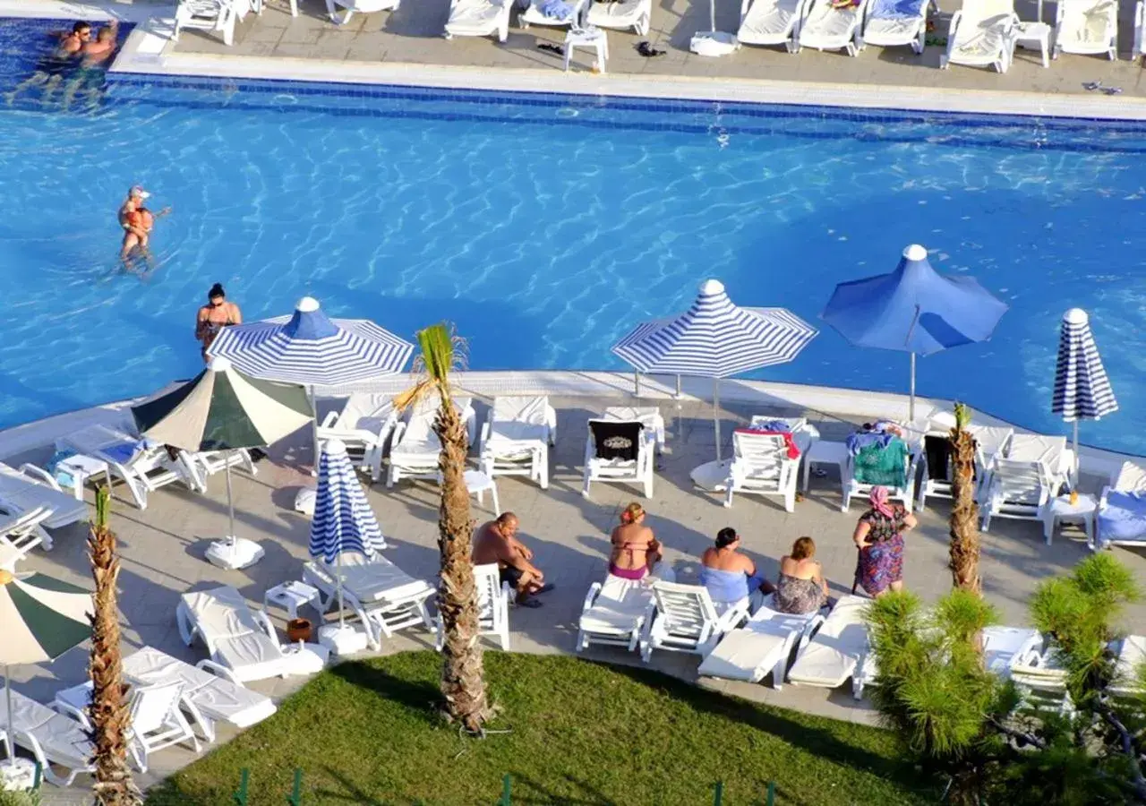Swimming pool, Pool View in GRAND MIR'AMOR HOTEL & Spa -ULTRA ALL INCLUSIVE