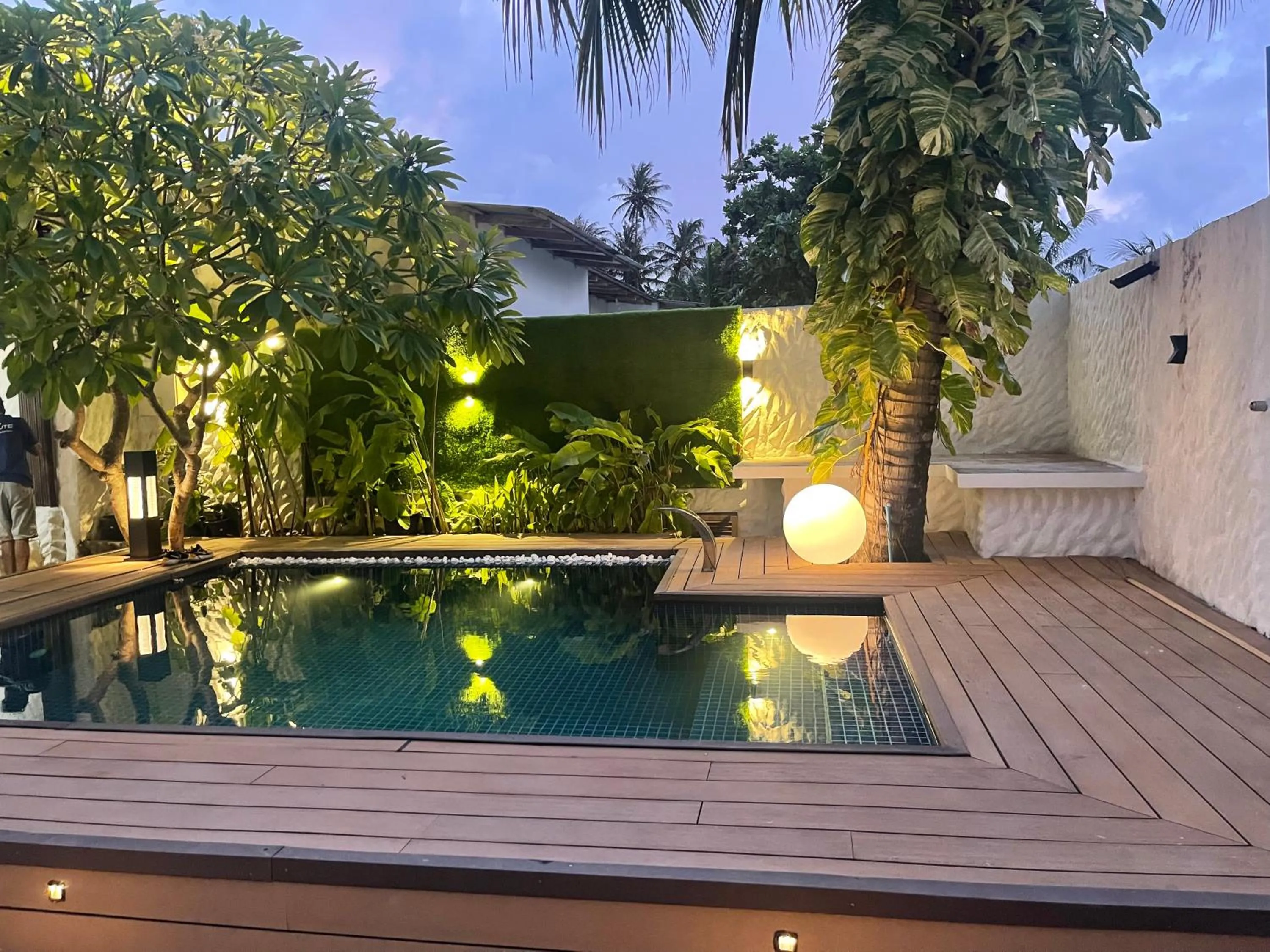 Swimming pool in Atholhu Residence