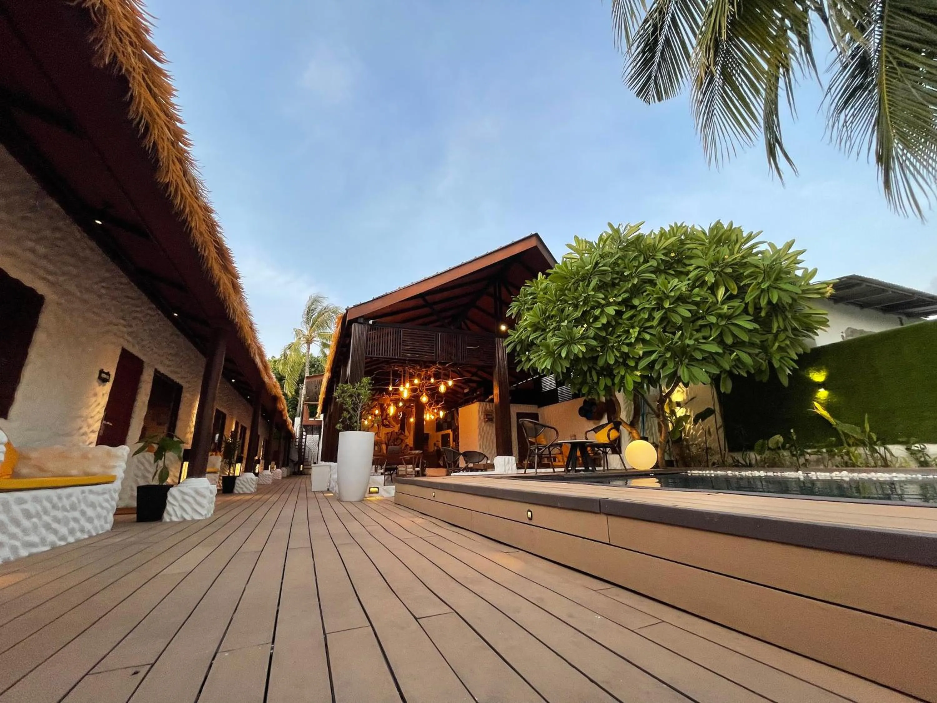 Property building in Atholhu Residence