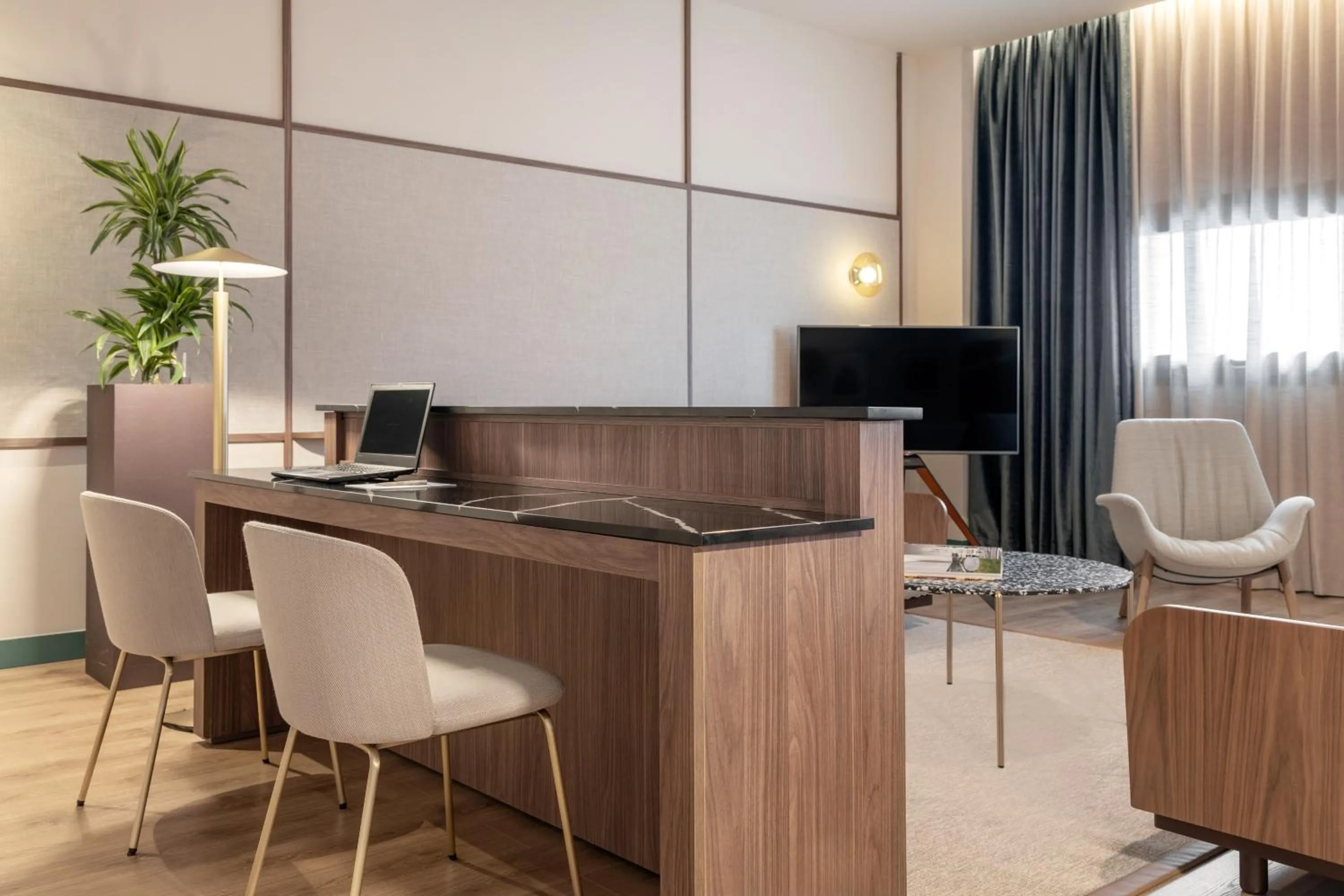 TV and multimedia in Meliá Milano