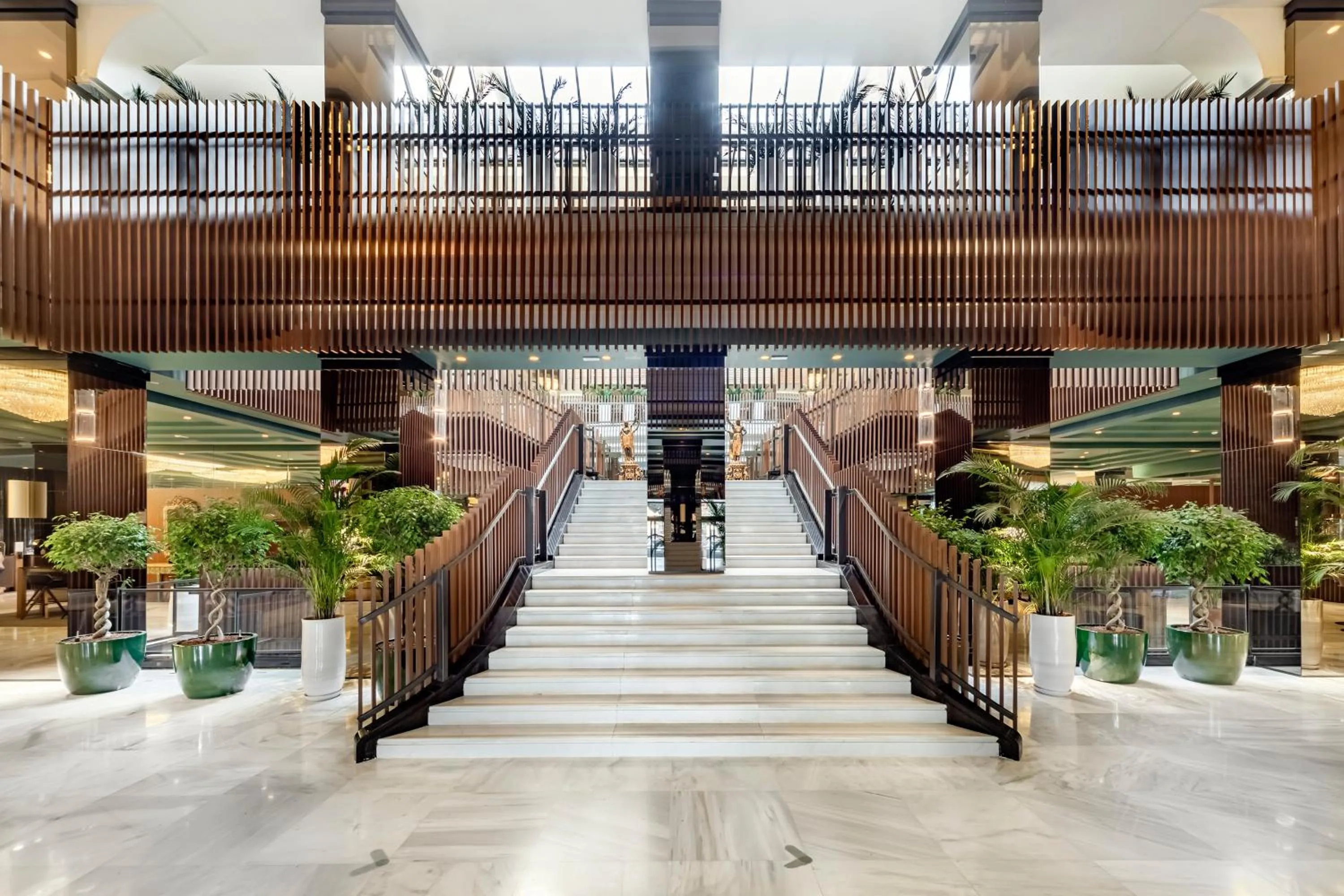 Lobby or reception in Meliá Milano