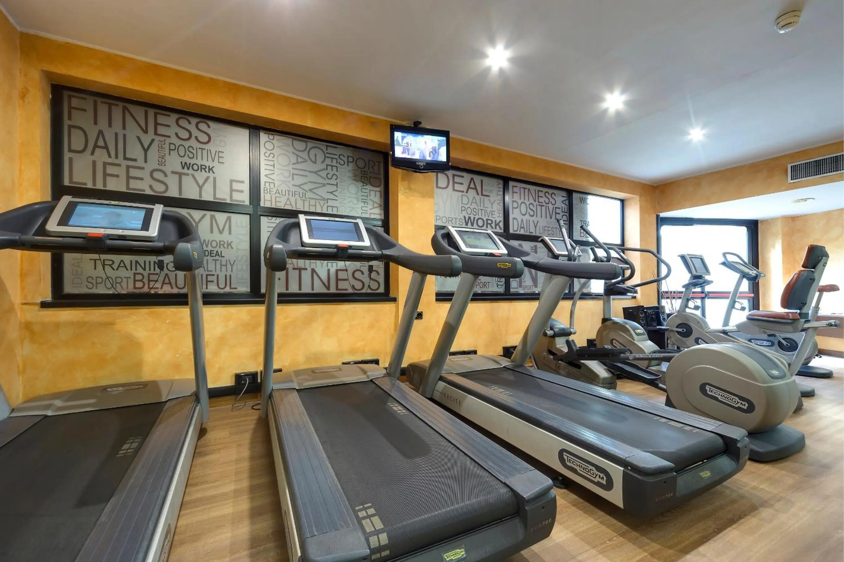 Fitness centre/facilities in Meliá Milano