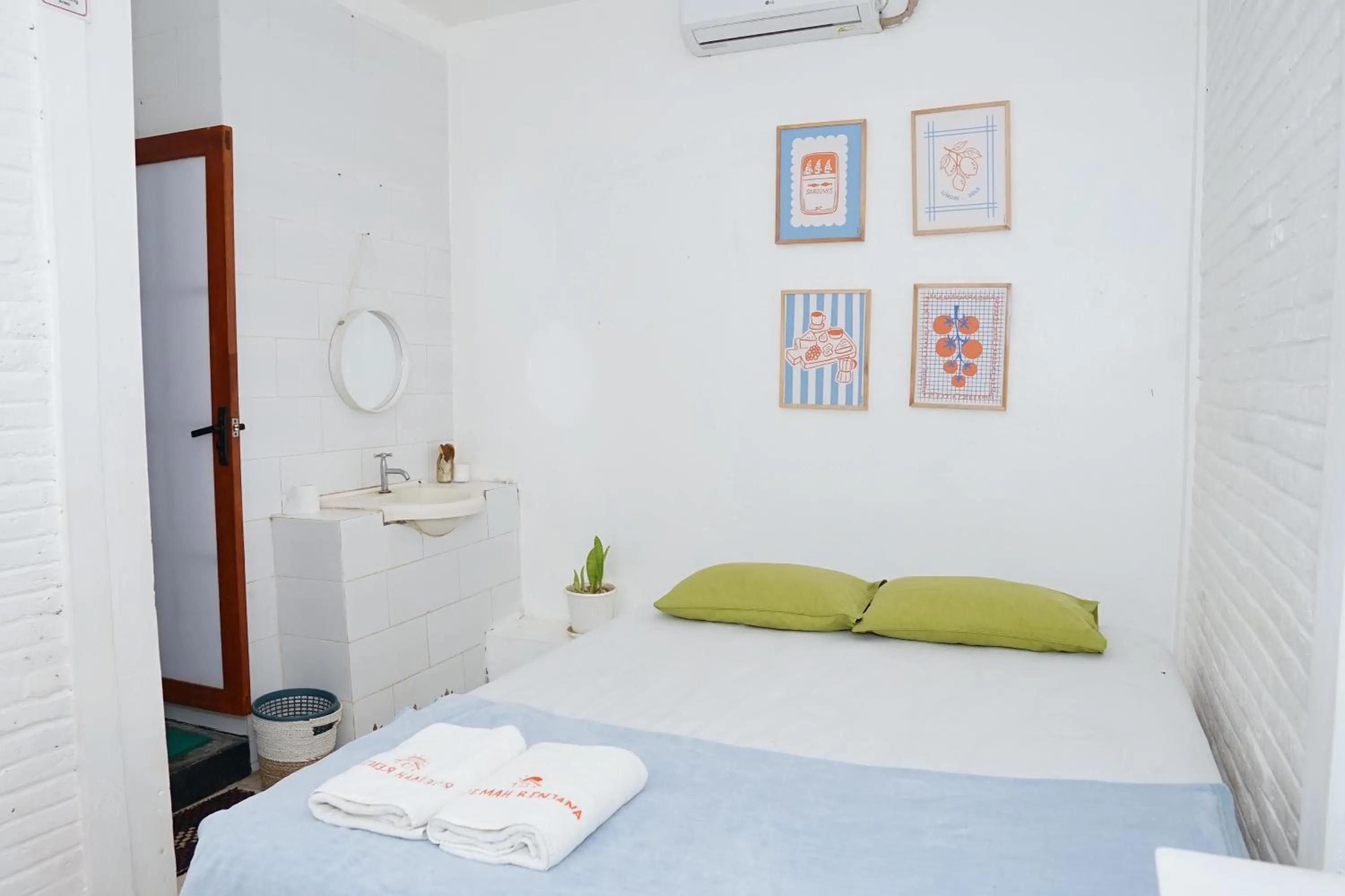 Bed in Roemah Renjana Yogyakarta