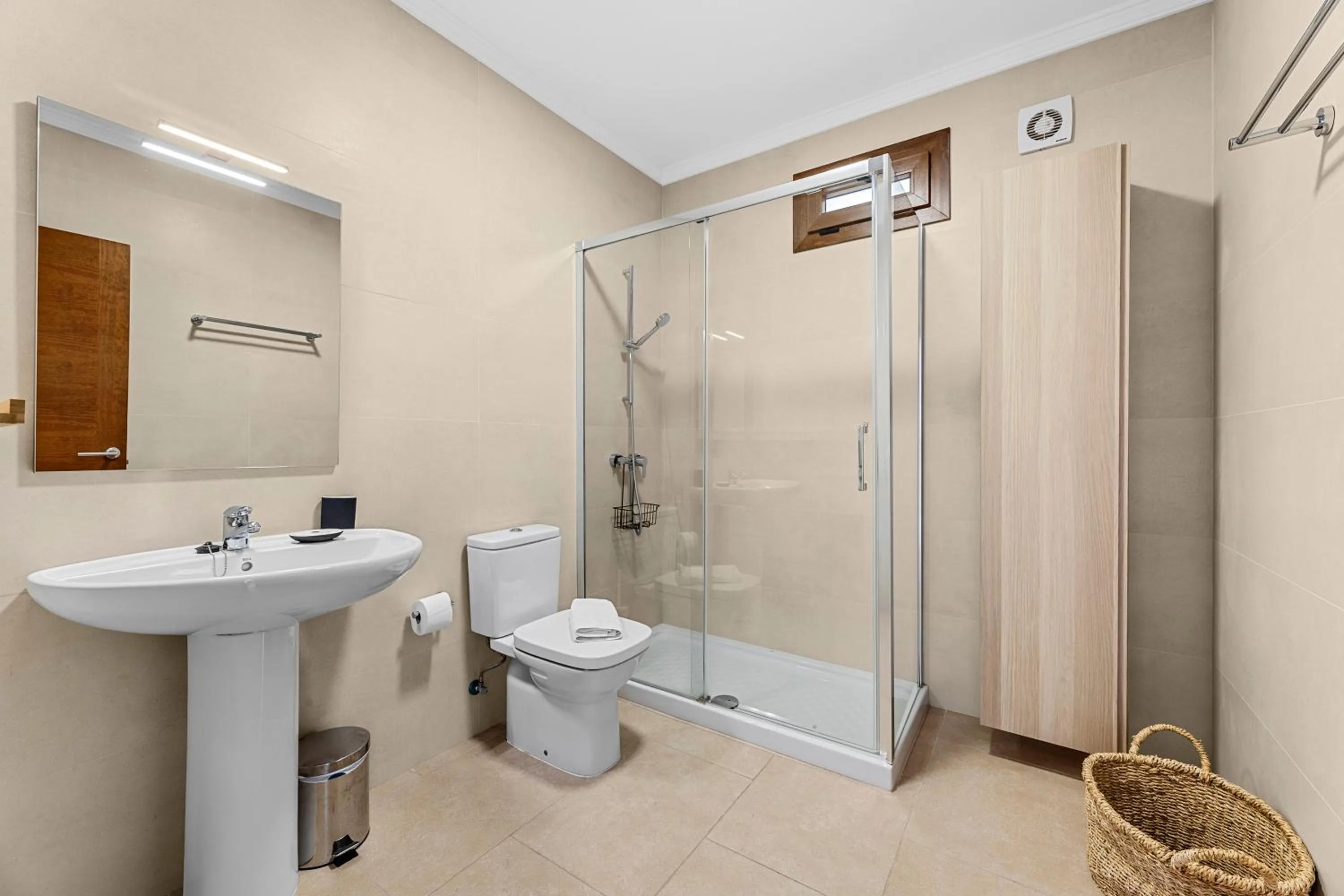 Shower in Villa Rosa by Villalia