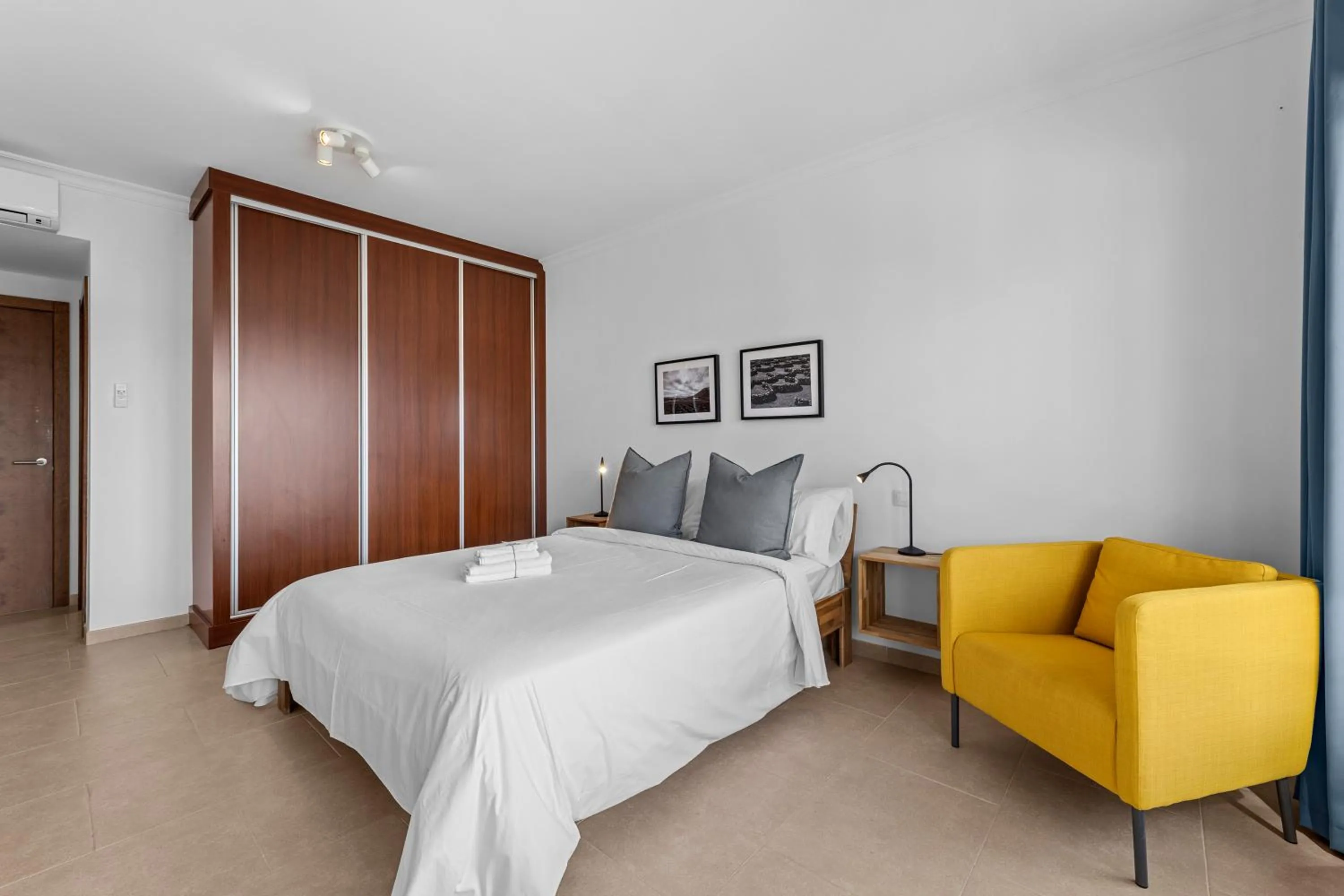 Bed in Villa Rosa by Villalia
