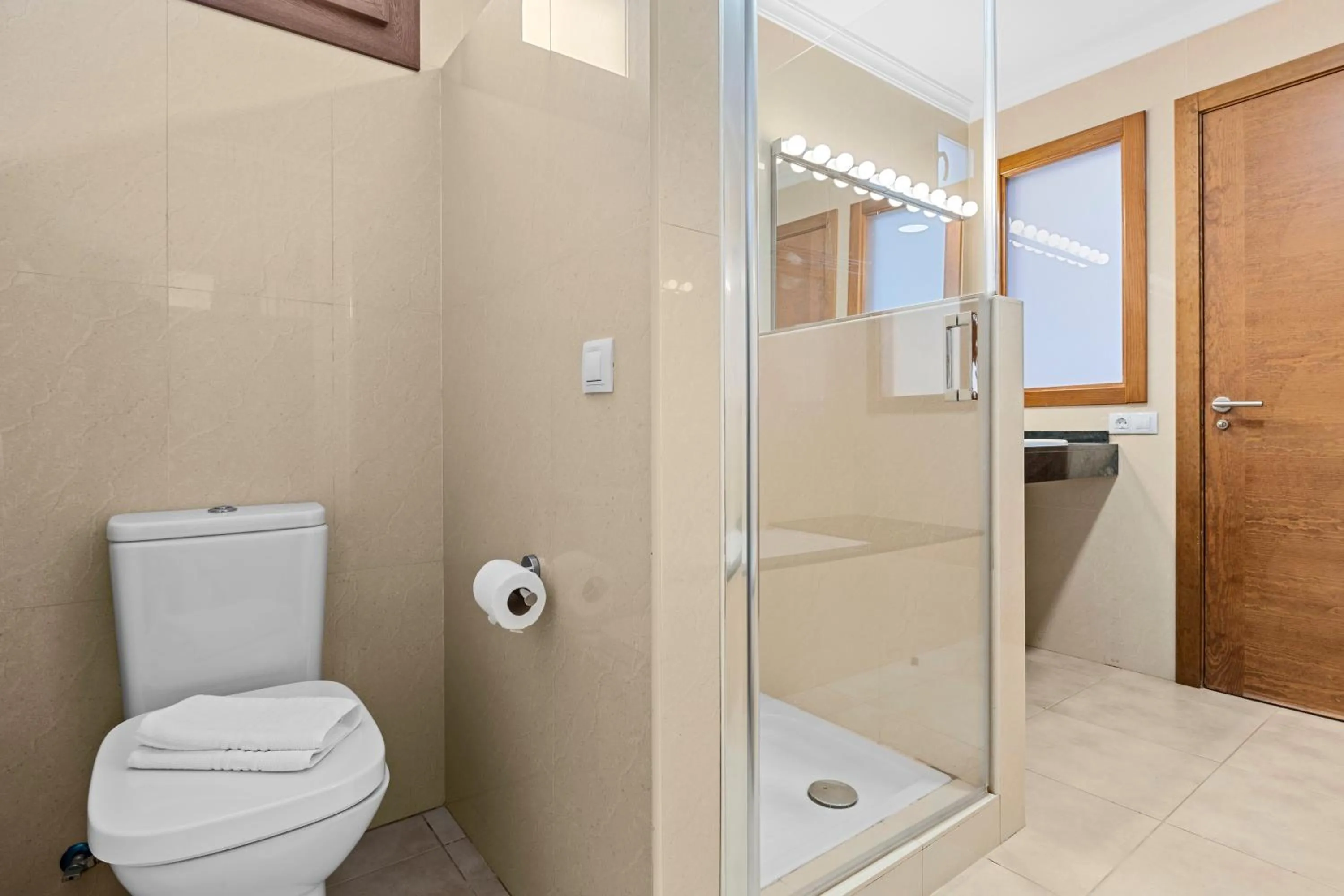 Shower in Villa Rosa by Villalia