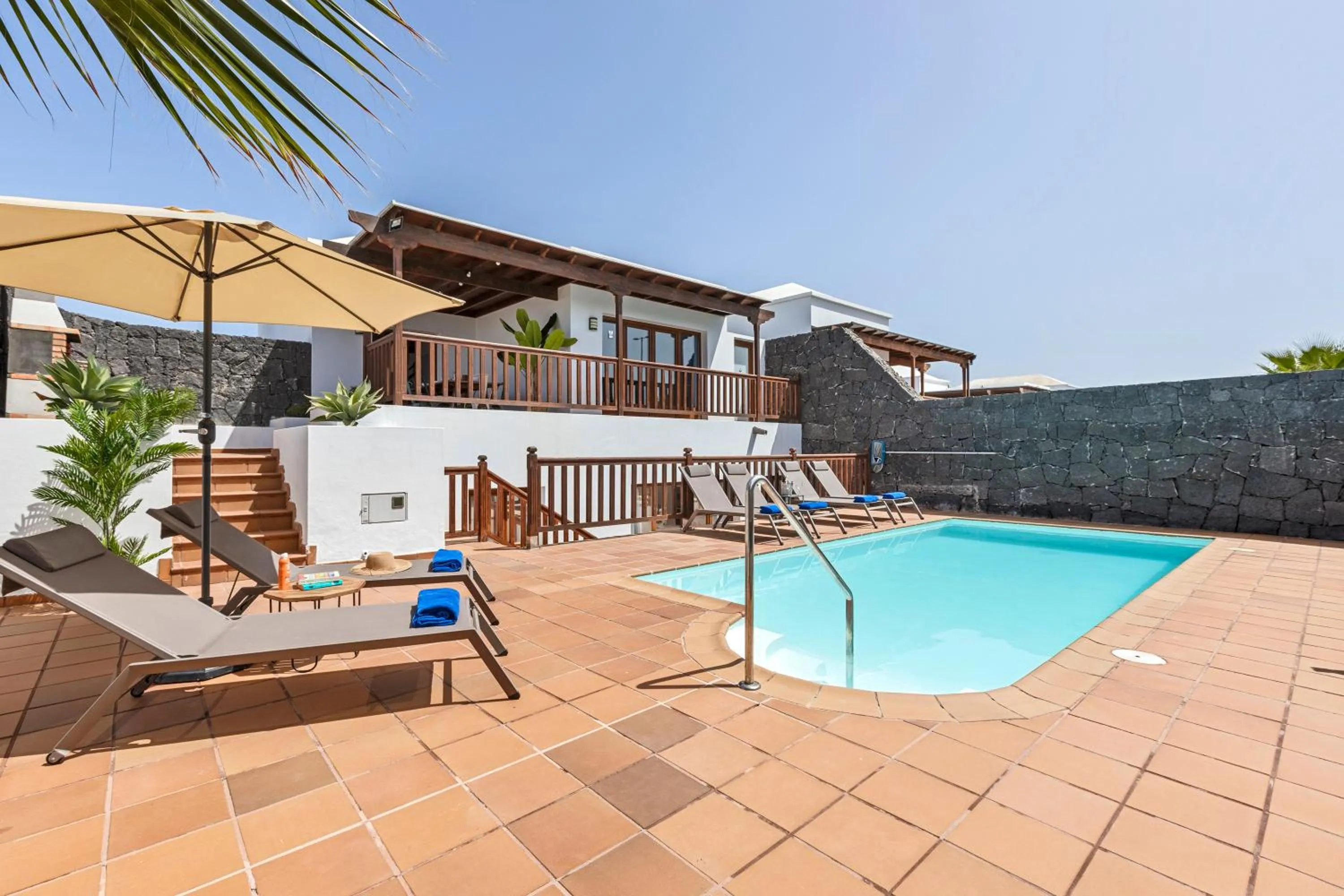 BBQ facilities in Villa Rosa by Villalia
