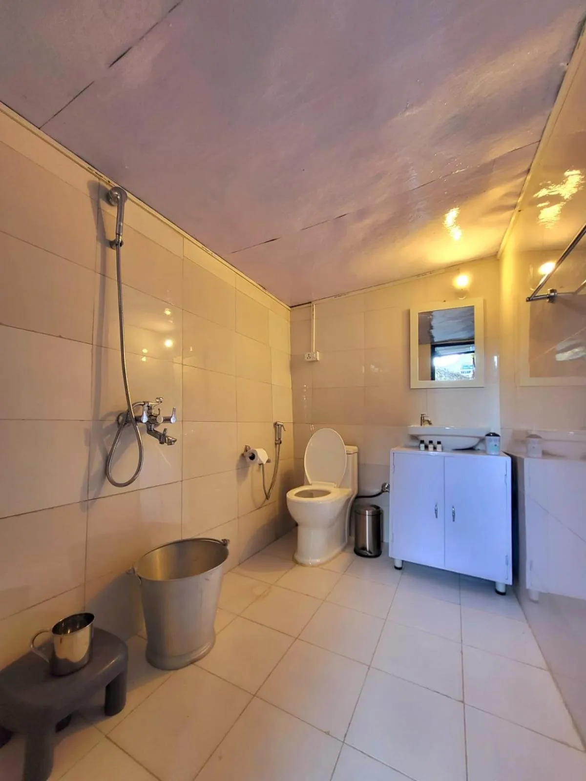 Shower in Kot Kailash Kumaon