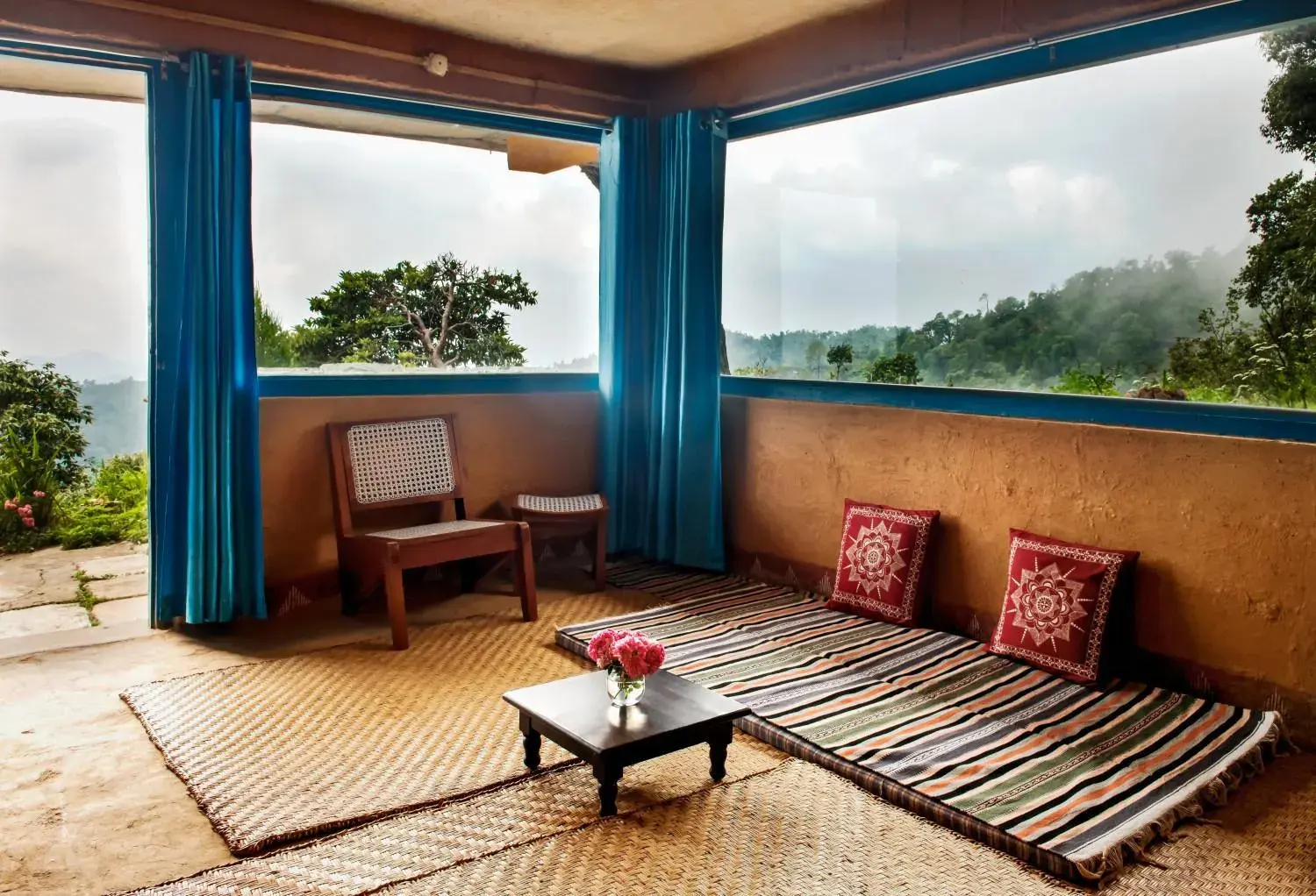 Living room in Kot Kailash Kumaon Living room in Kot Kailash Kumaon