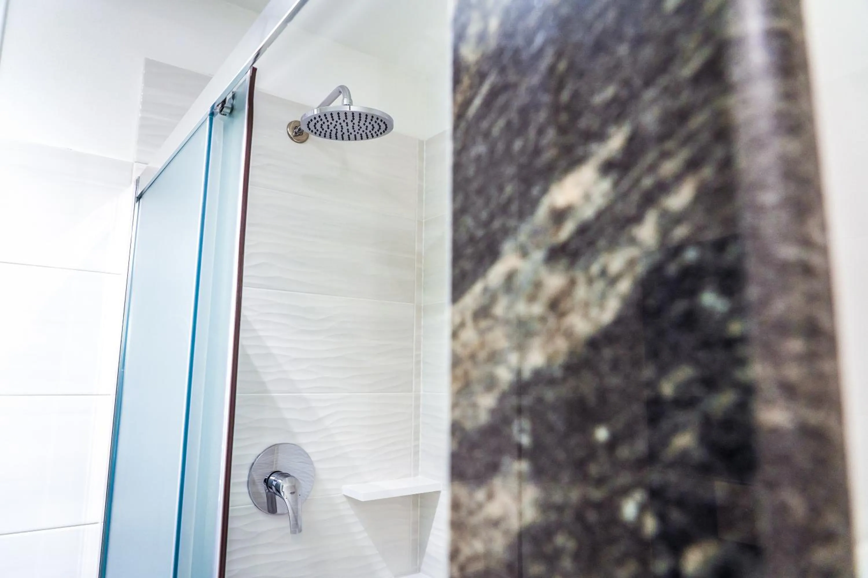 Shower in Golden Hotel