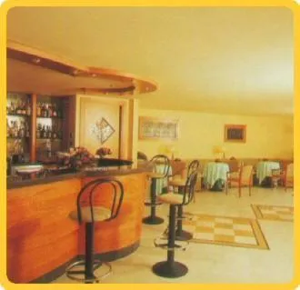 Lounge or bar in Savant Hotel