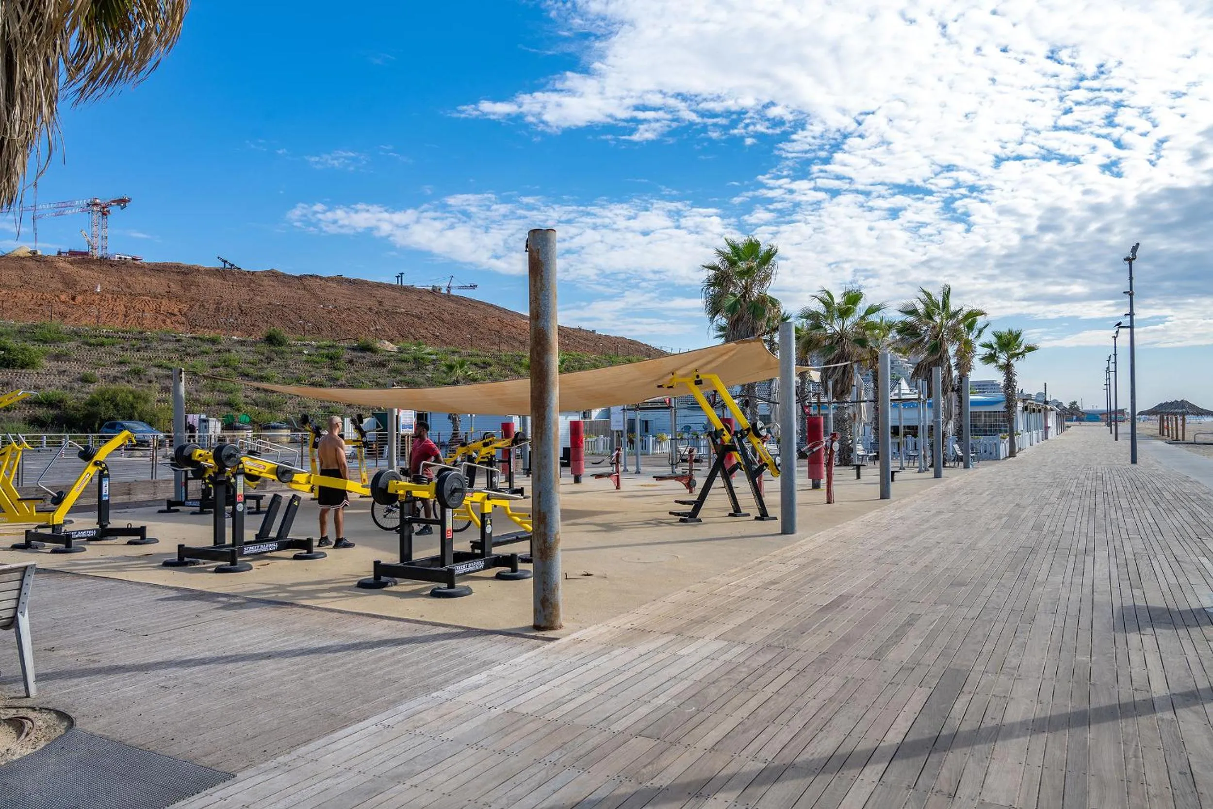 Day in Hi-Yam SeaView Apartments & Suites