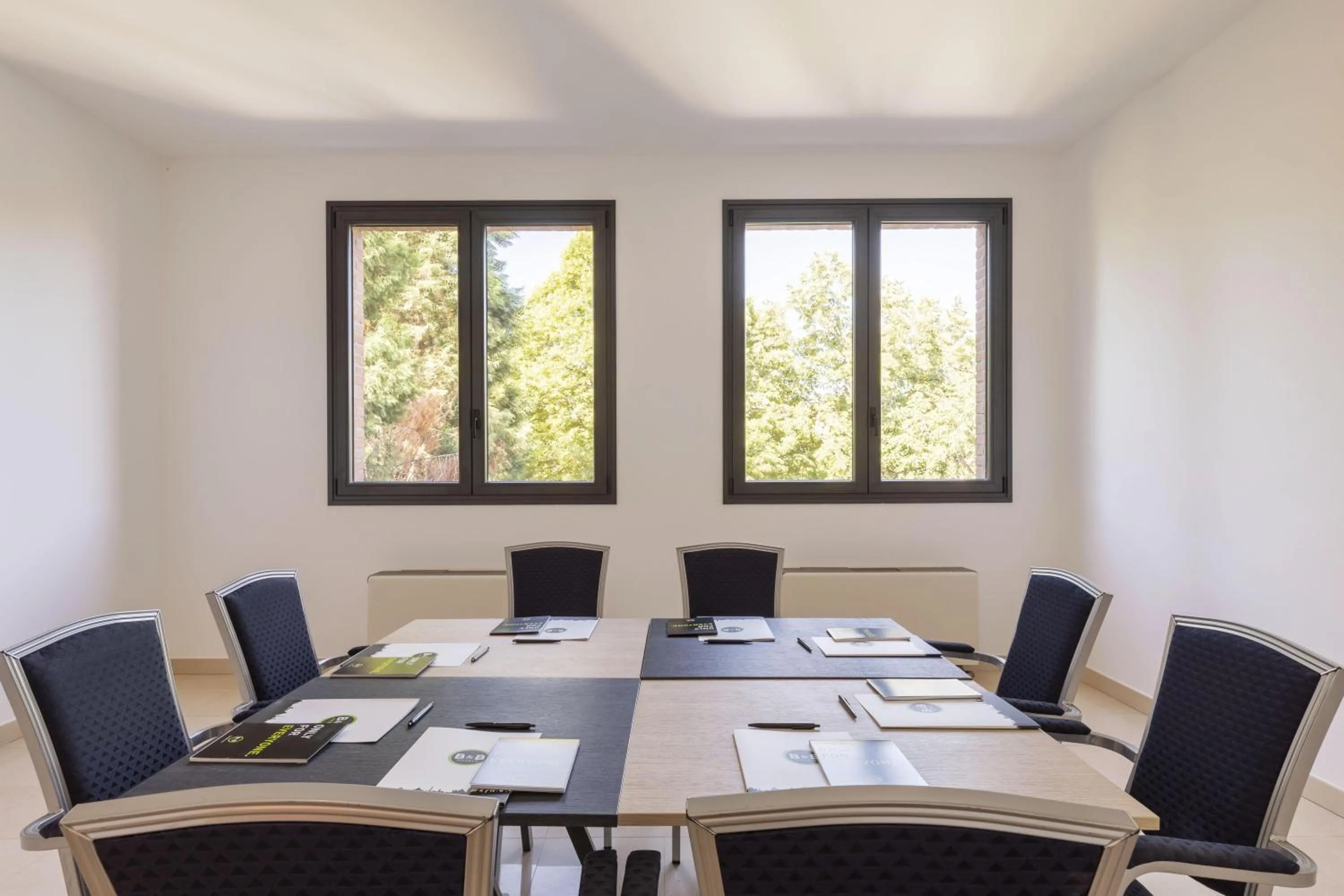 Meeting/conference room in B&B Hotel Sassuolo