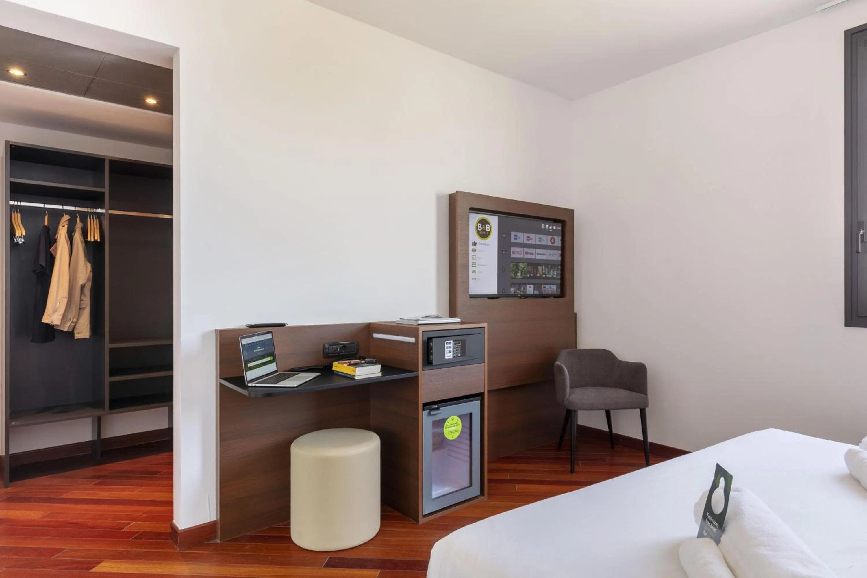 Photo of the whole room, Bed in B&B Hotel Sassuolo