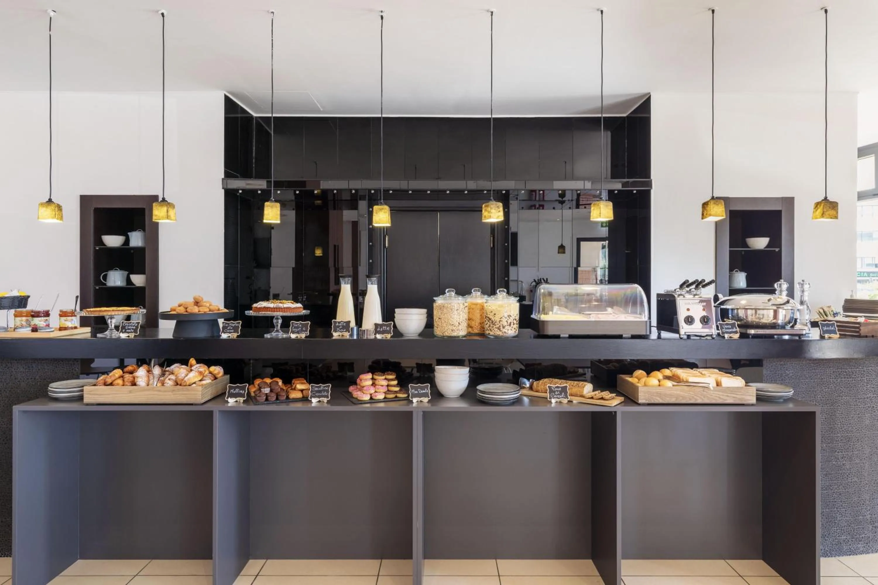 Photo of the whole room in B&B Hotel Sassuolo