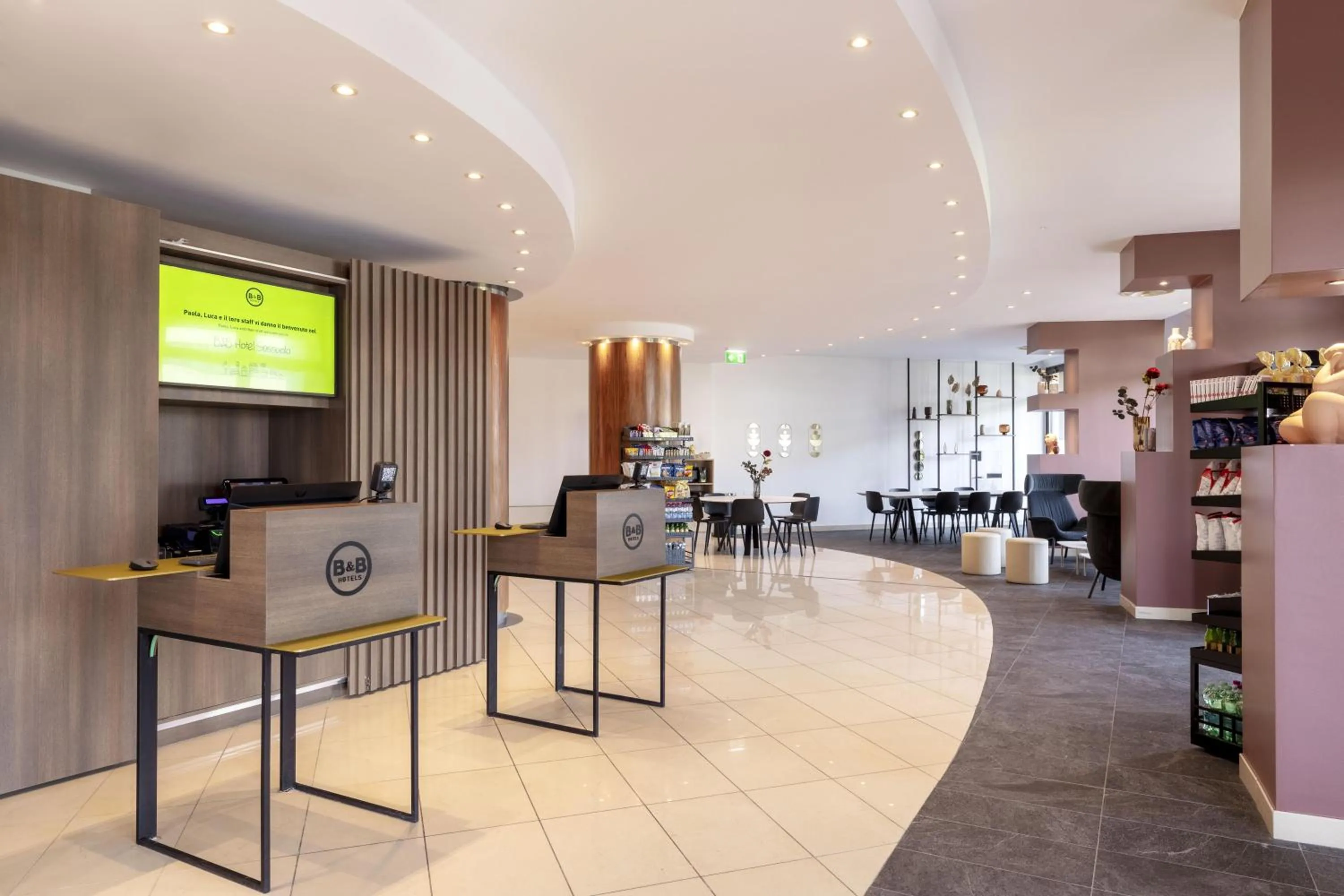 Lobby or reception in B&B Hotel Sassuolo