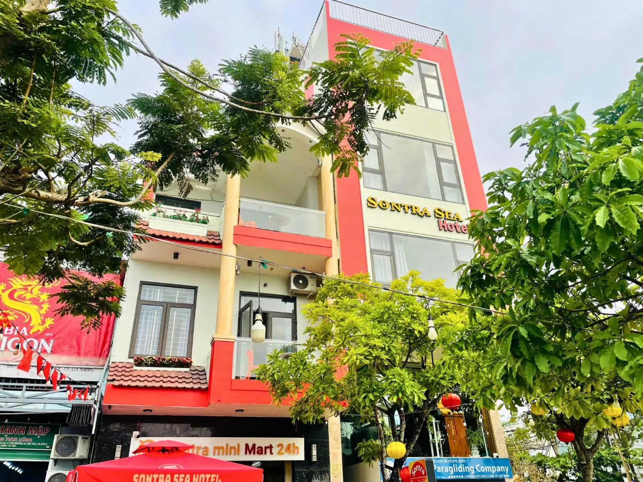 Property building in Sontra Sea Hotel Property building in Sontra Sea Hotel