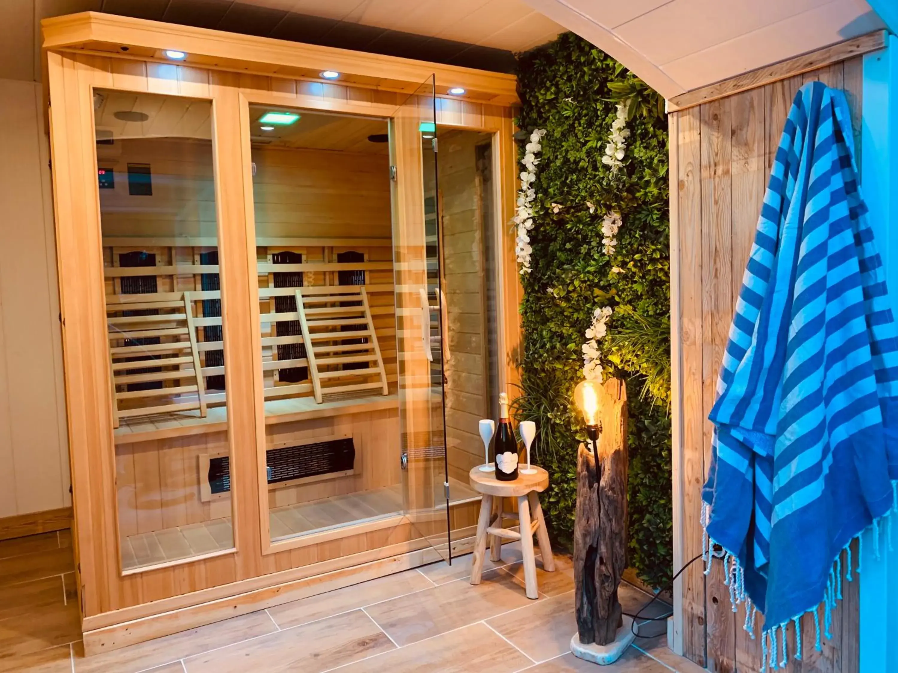 Superior Double Room in La Villa Tosca Superior Double Room in La Villa Tosca