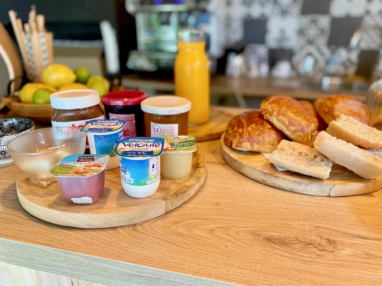 Food and drinks in La Villa Tosca