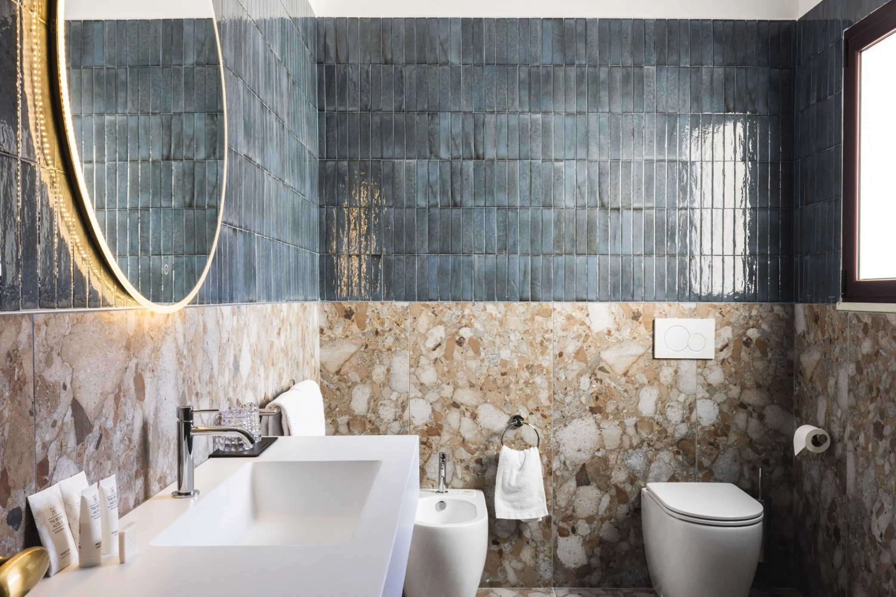 Bathroom in Casa D'Este - Hotel Ferrara