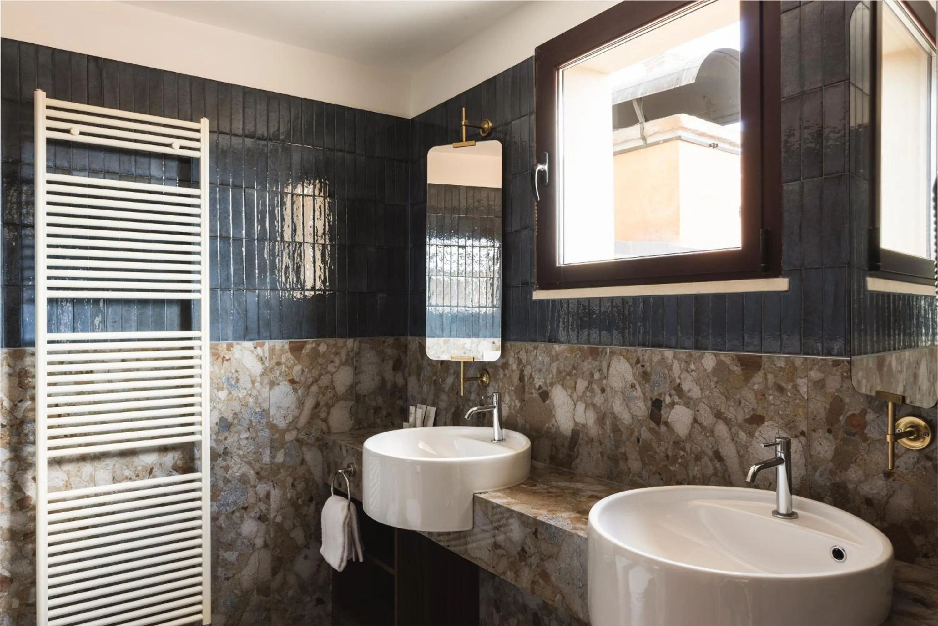 Bathroom in Casa D'Este - Hotel Ferrara