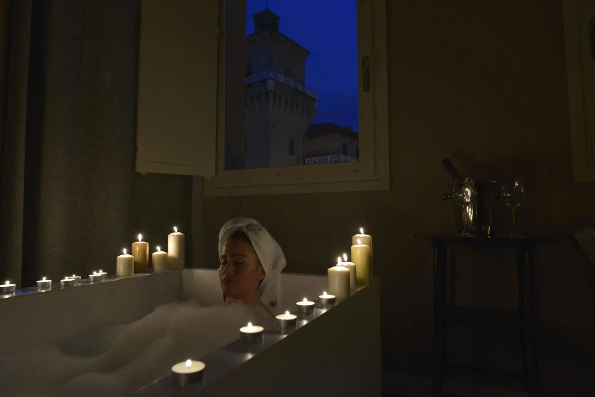 Hot Tub in Casa D'Este - Hotel Ferrara