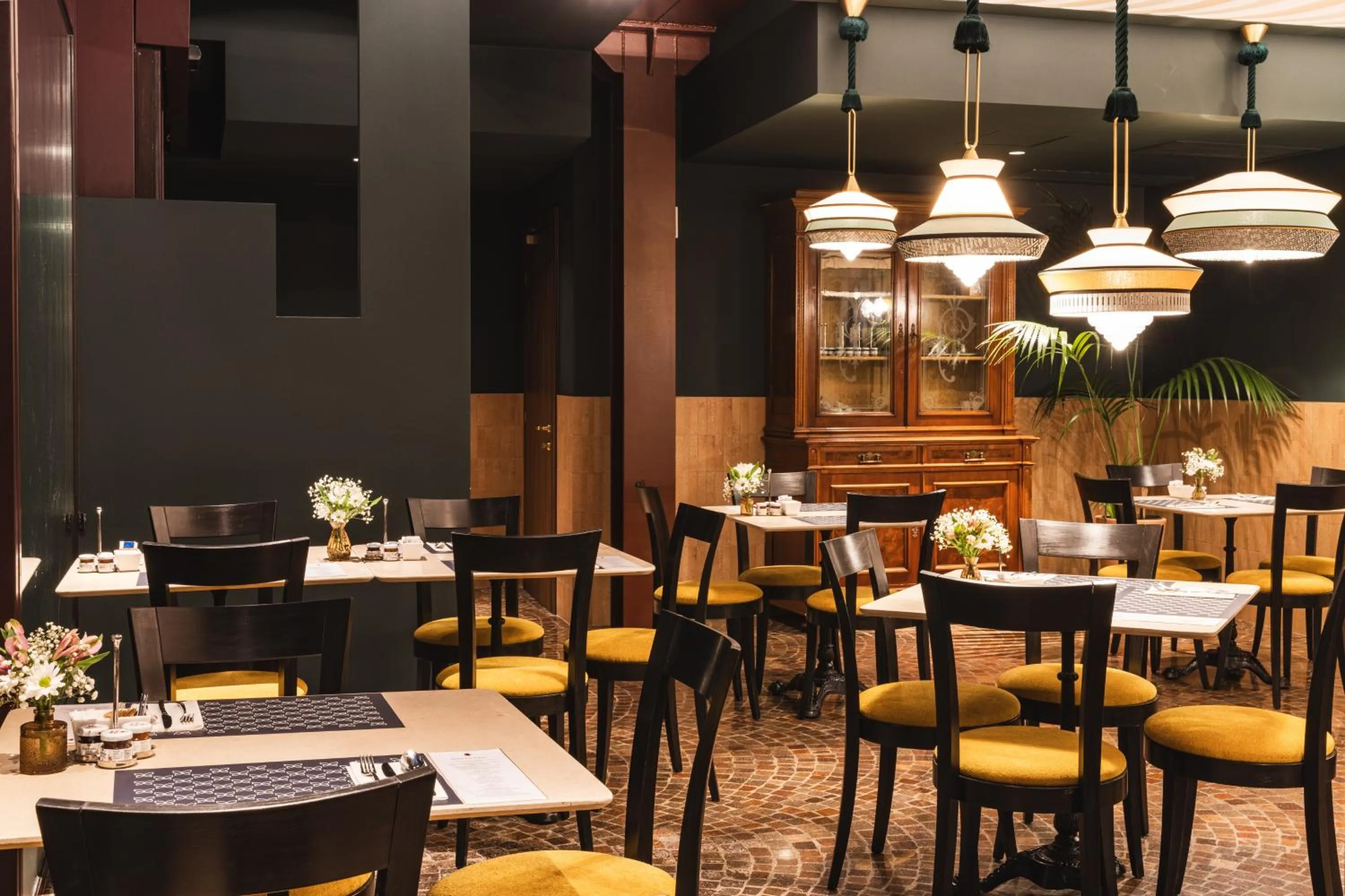 Restaurant/places to eat in Casa D'Este - Hotel Ferrara