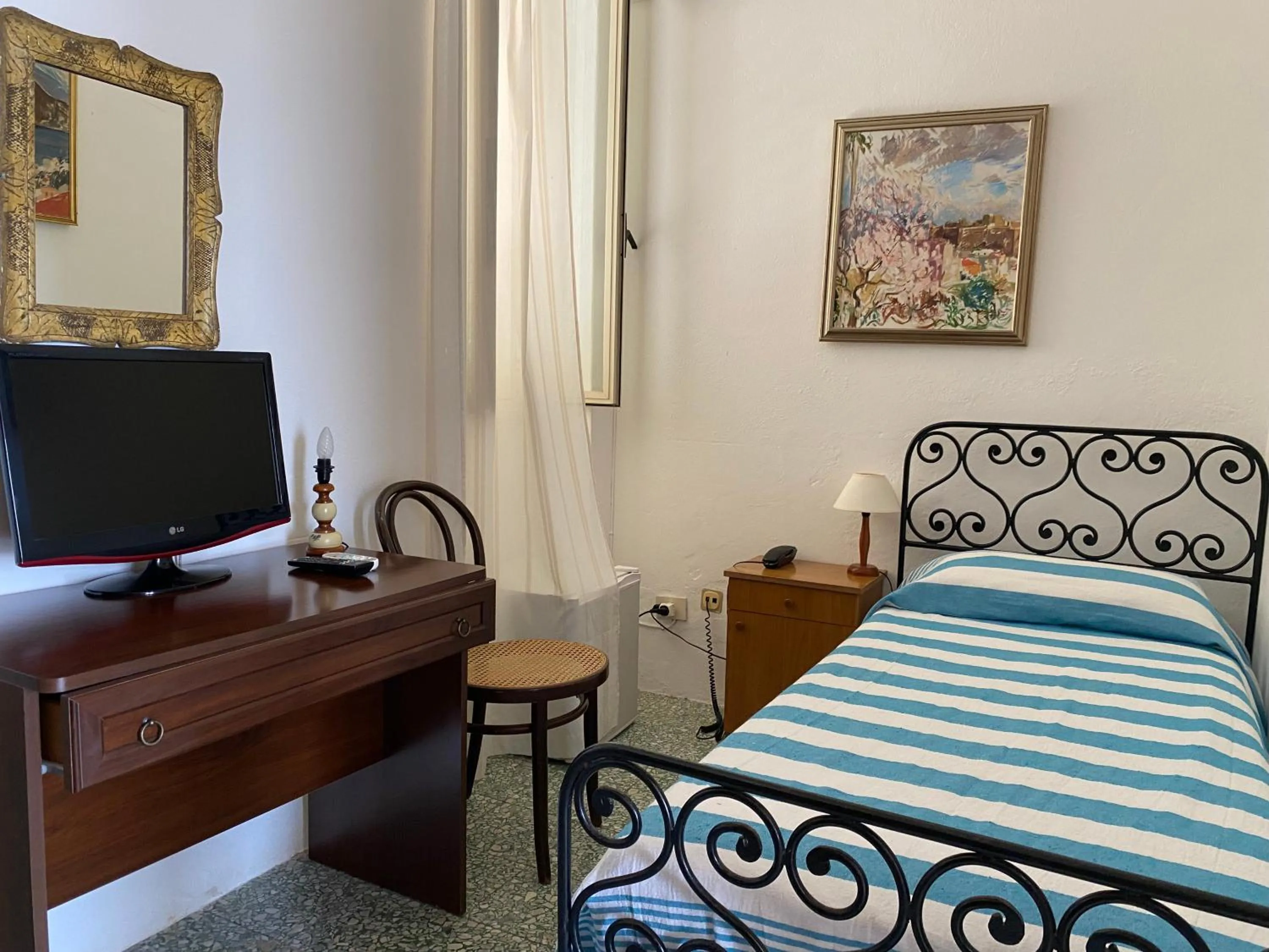 Photo of the whole room, Bed in Hotel Villa Diana