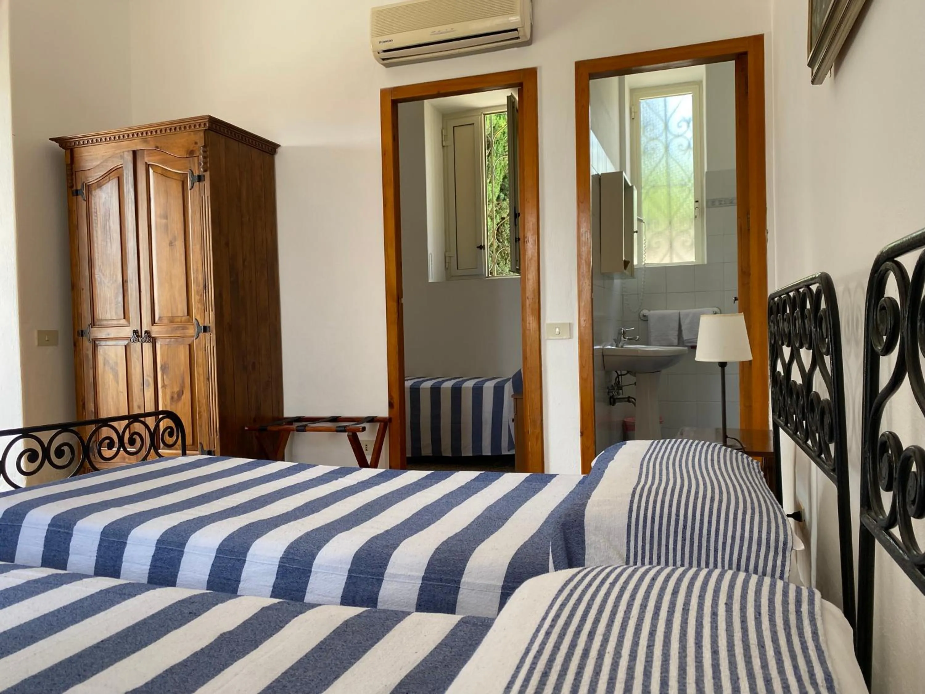 Photo of the whole room, Bed in Hotel Villa Diana