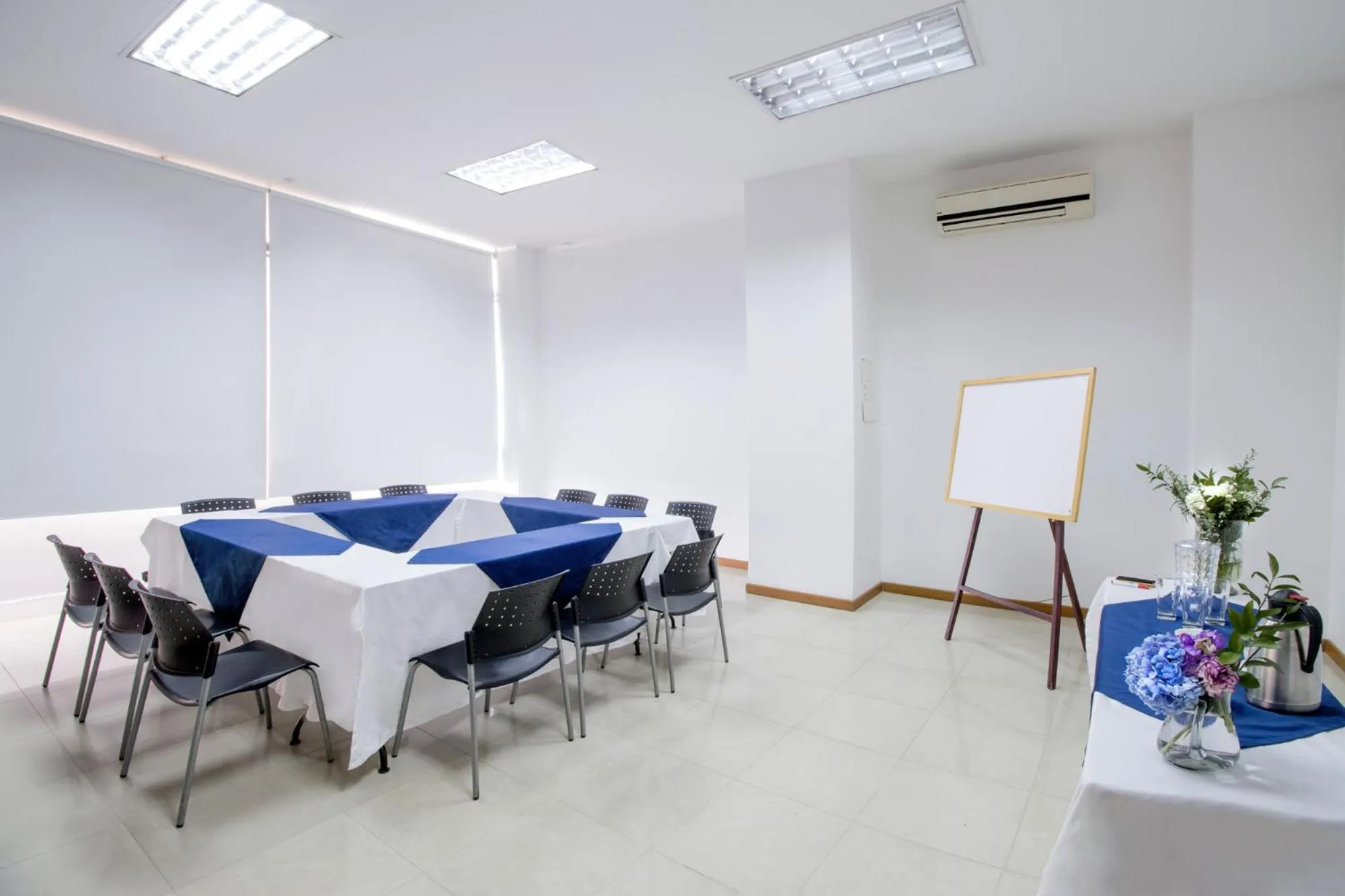 Business facilities in Hotel Luxor Pereira