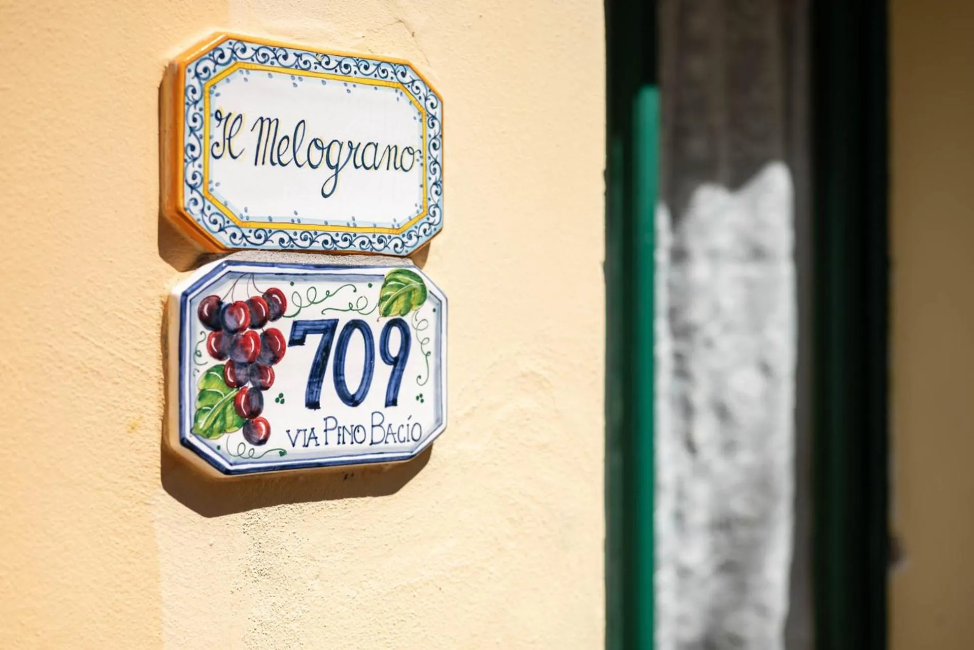 Logo/Certificate/Sign in Agriturismo Bio Fattoria Bacio