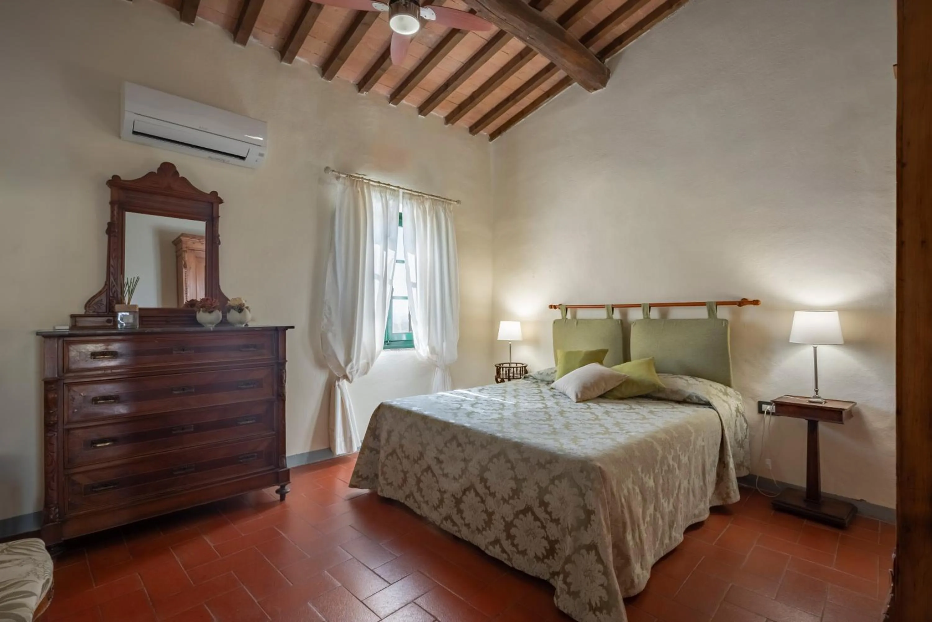 Bedroom, Bed in Agriturismo Bio Fattoria Bacio