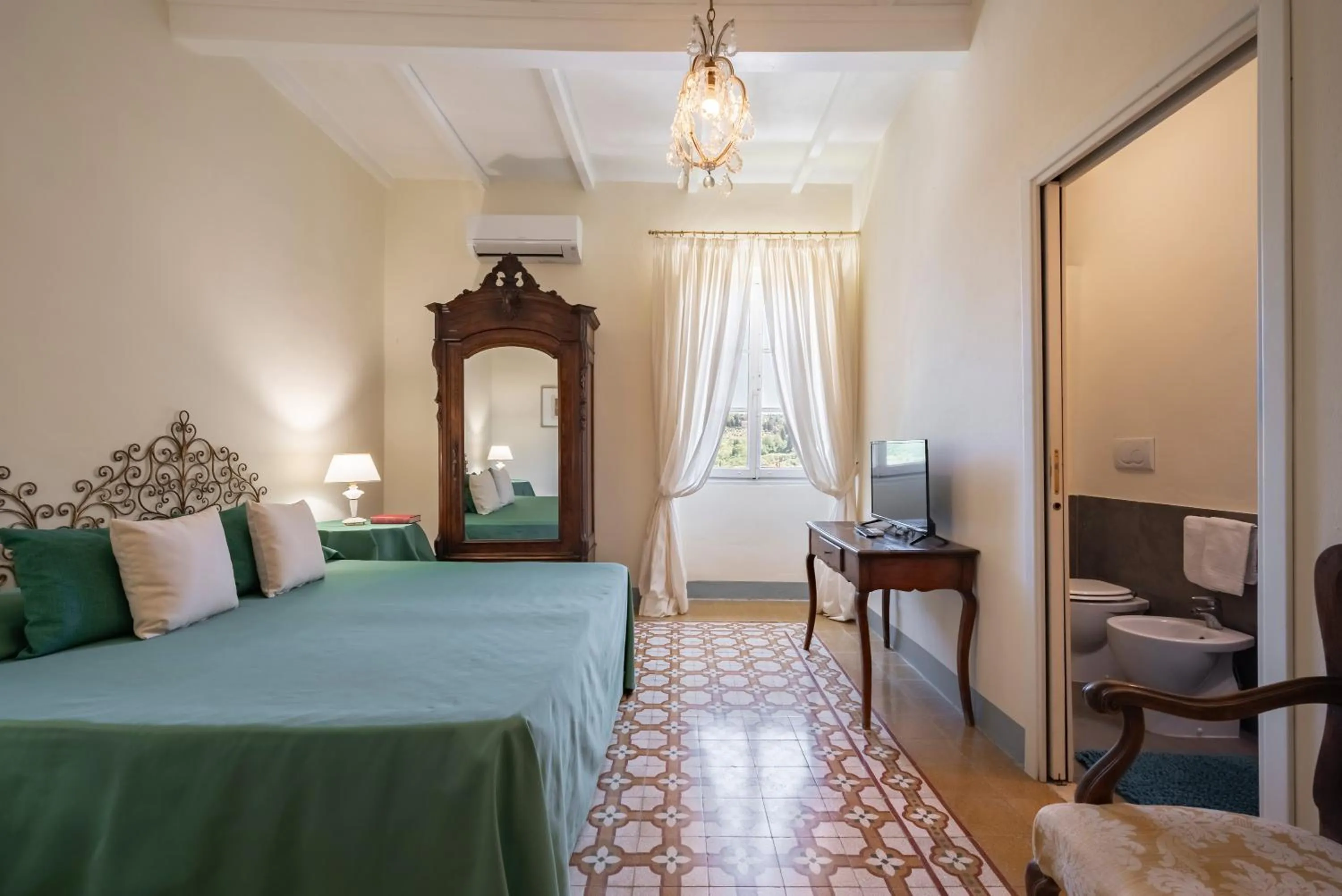 Photo of the whole room, Bed in Agriturismo Bio Fattoria Bacio