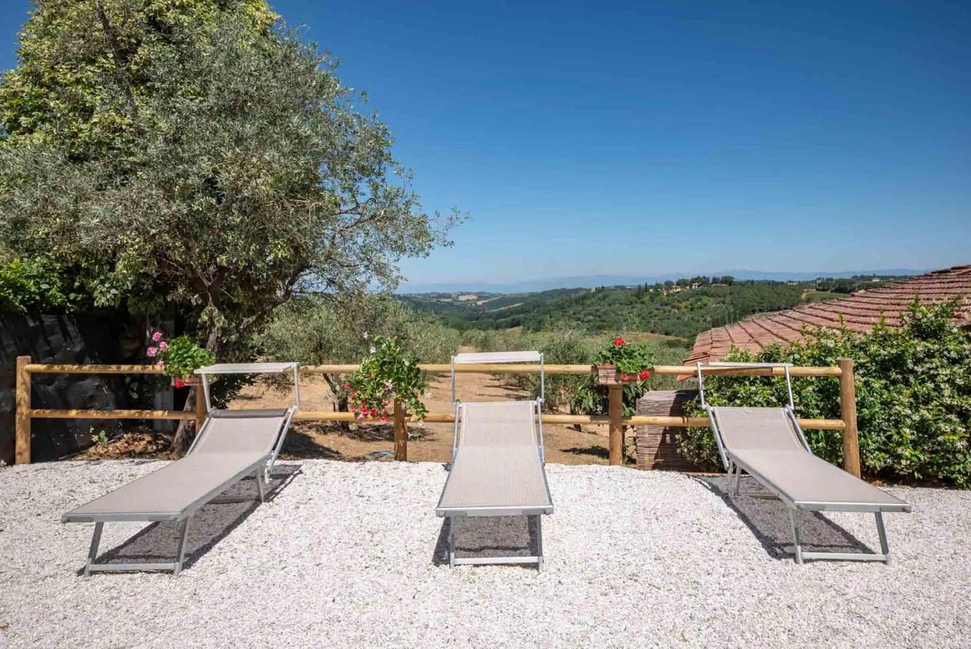 Patio in Agriturismo Bio Fattoria Bacio