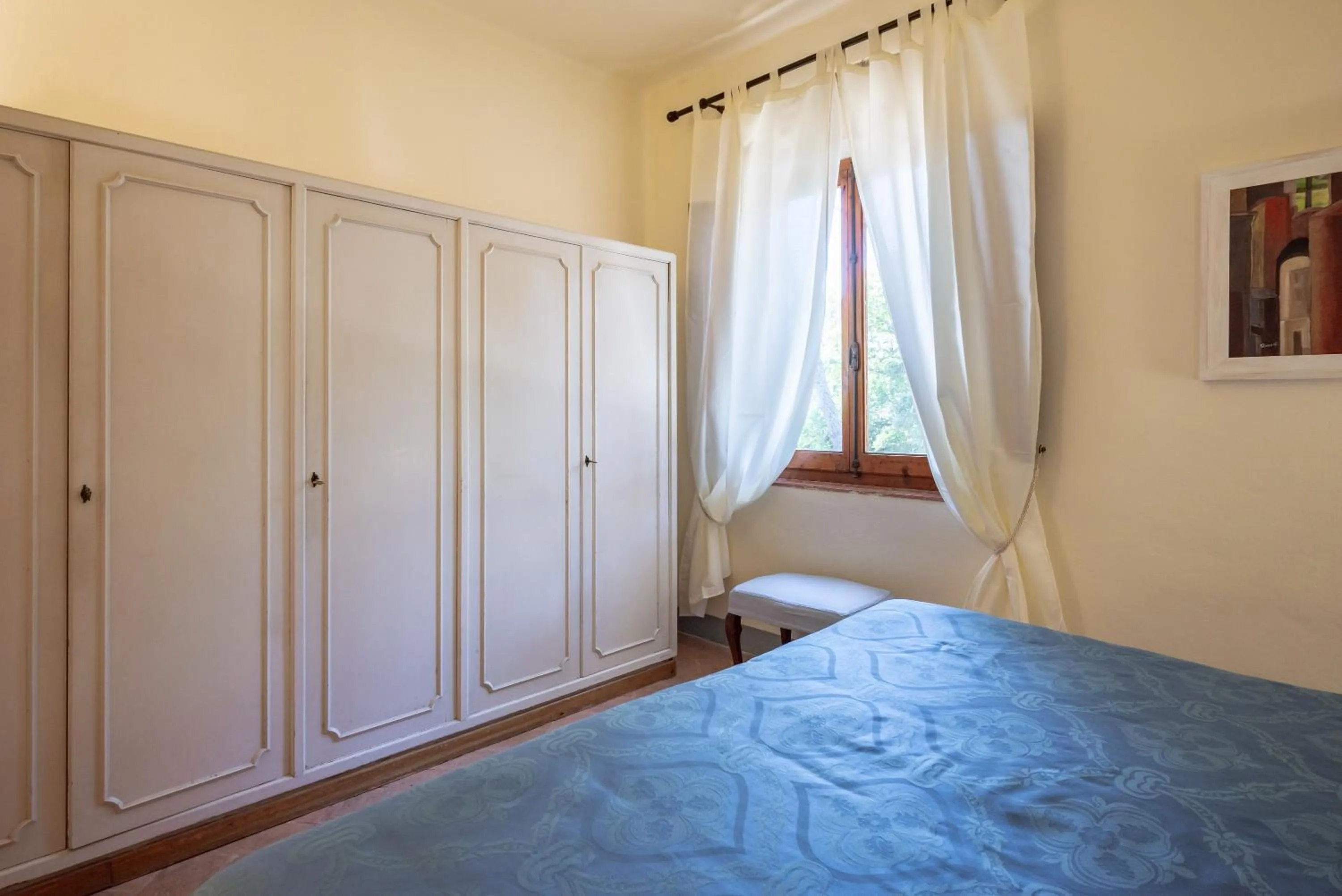 wardrobe, Bed in Agriturismo Bio Fattoria Bacio