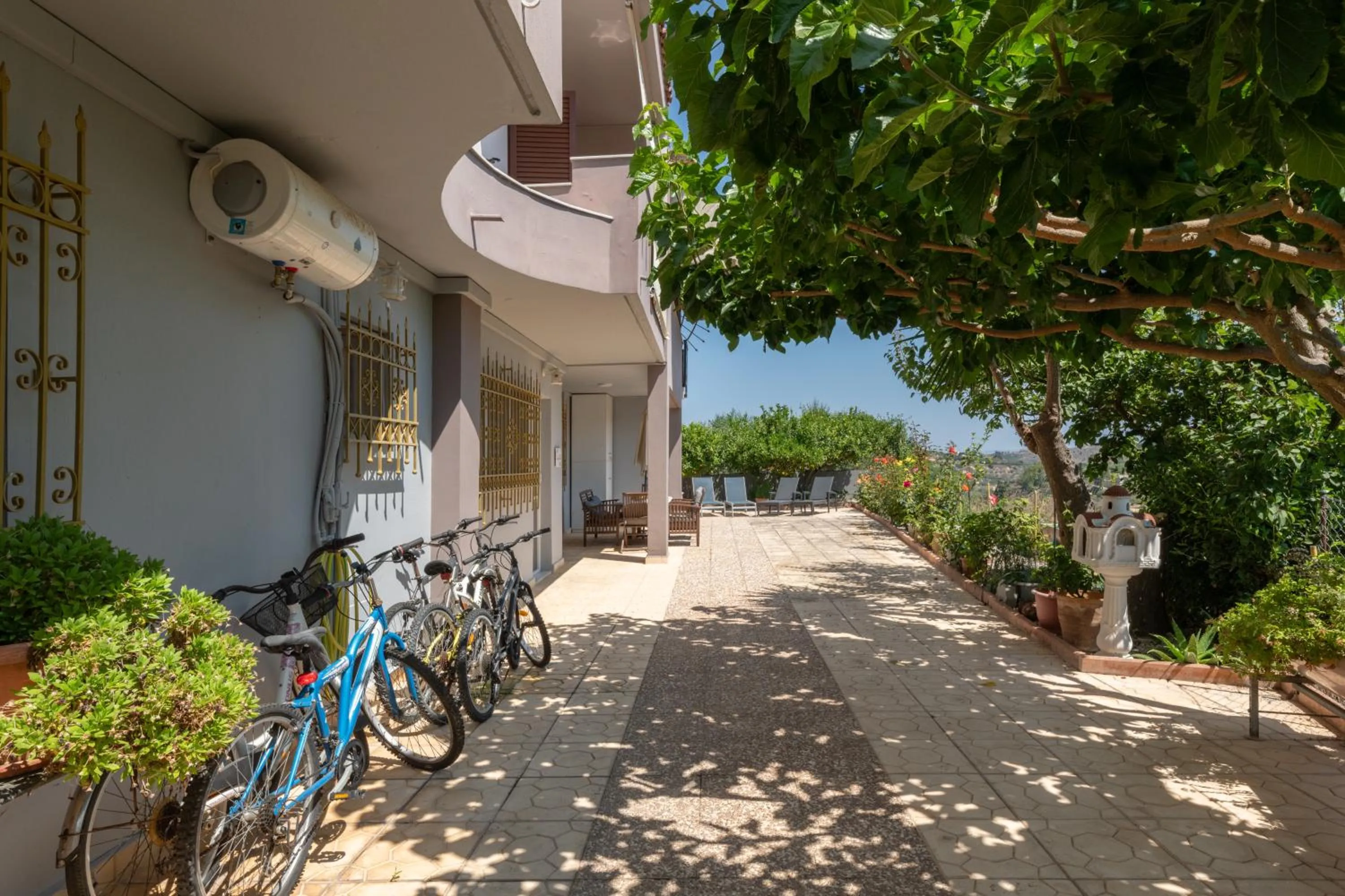 Property building in Aelia Home