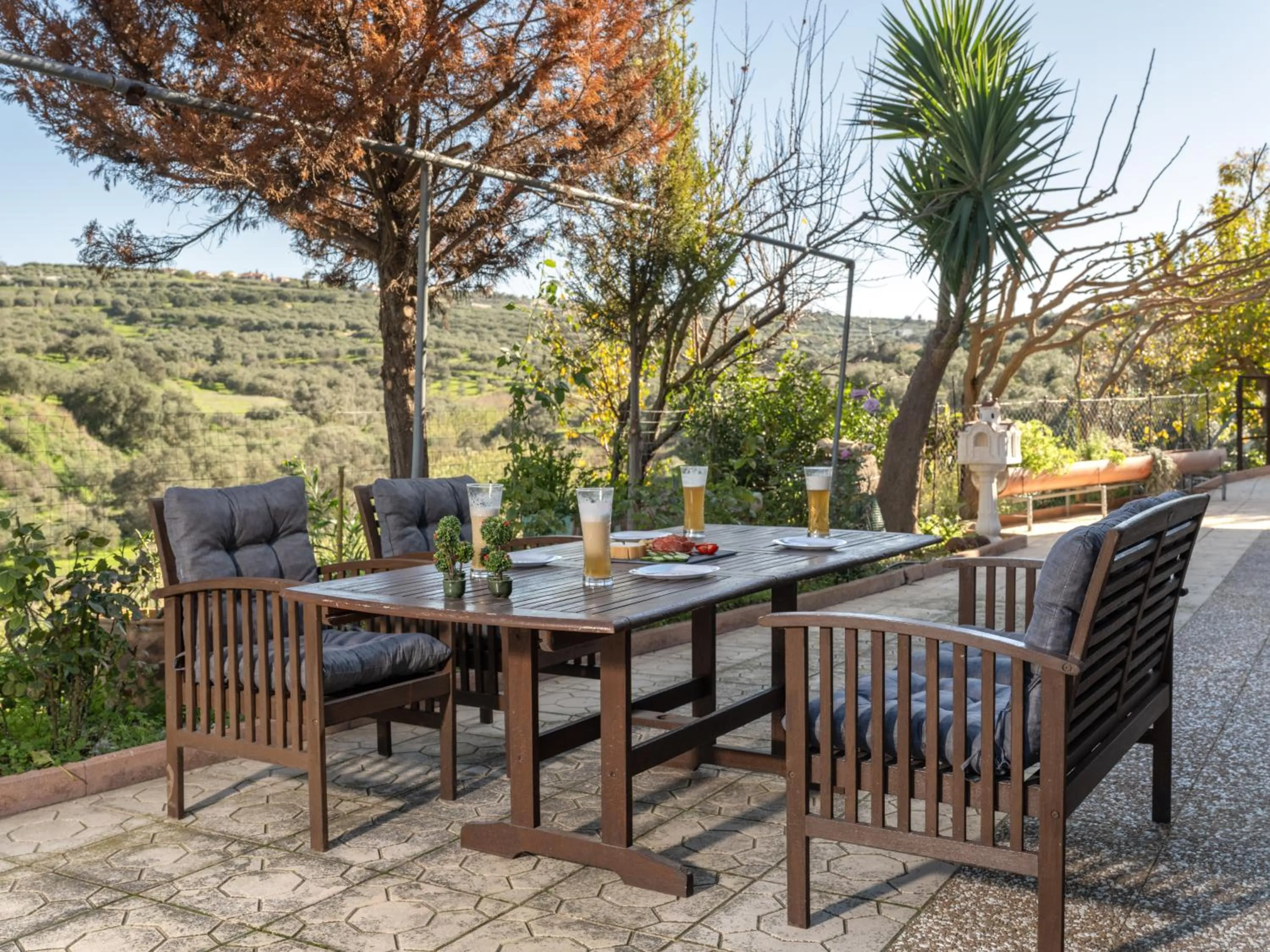 Garden in Aelia Home