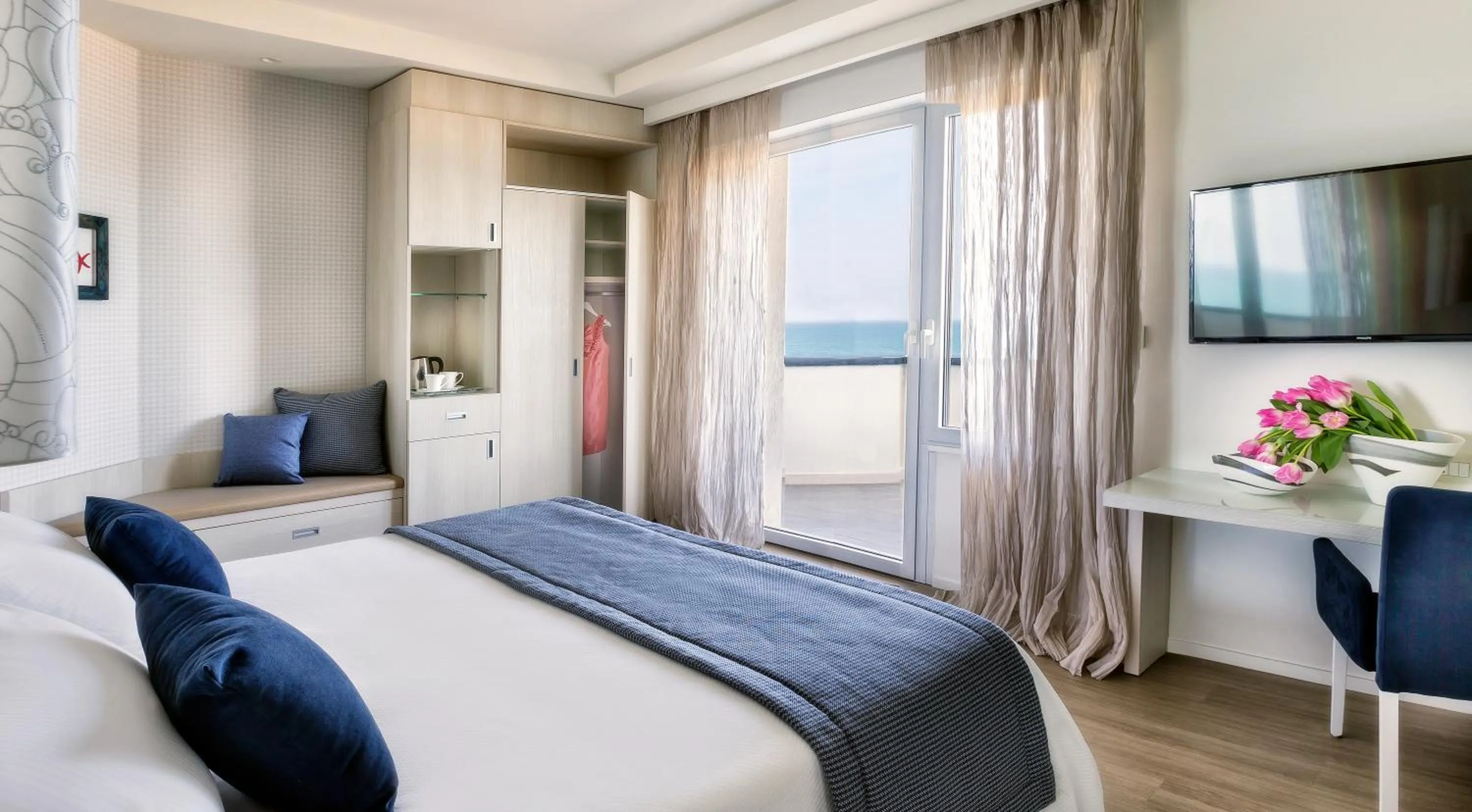 Bed in Hotel Nautico