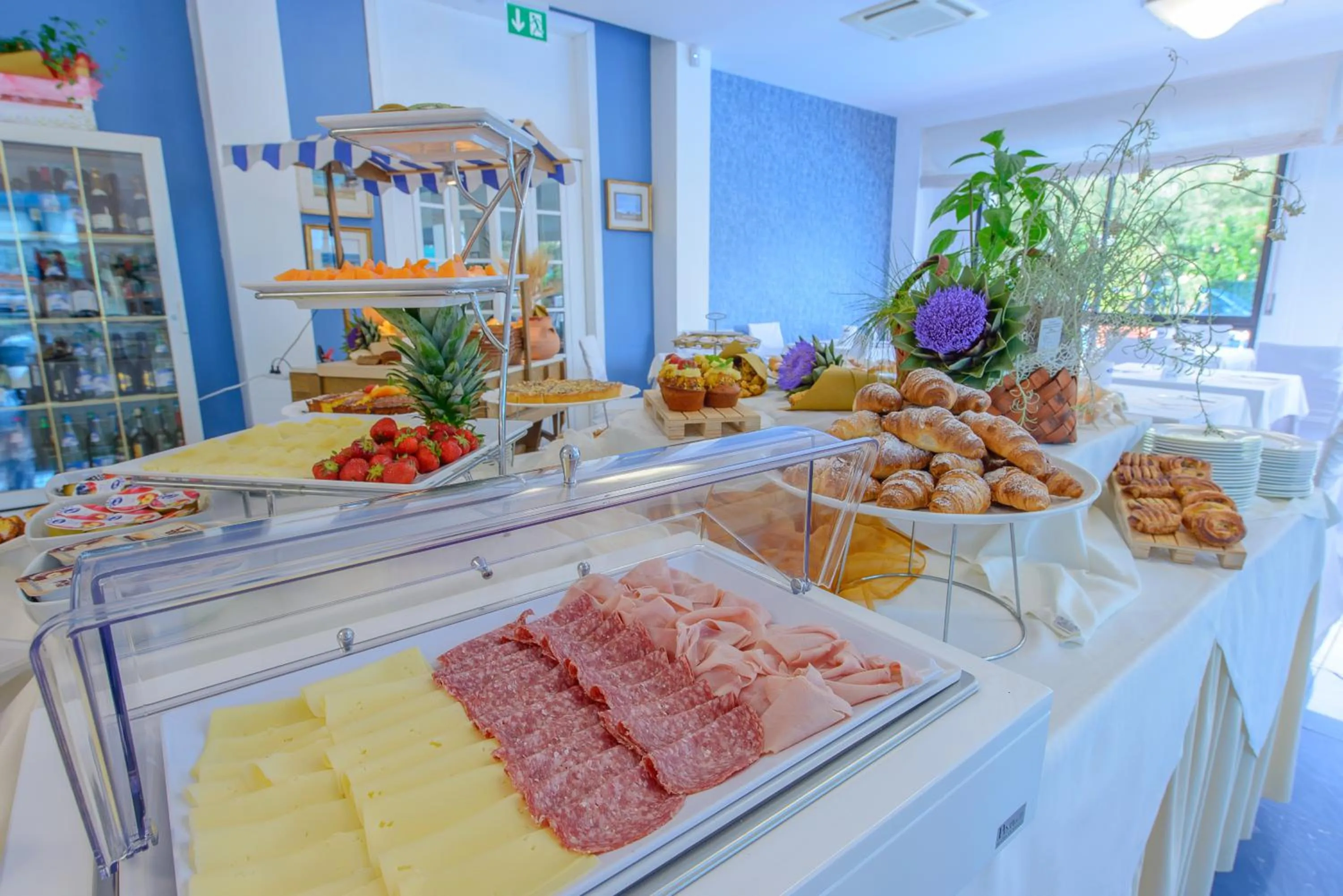 Continental breakfast in Hotel Giulietta
