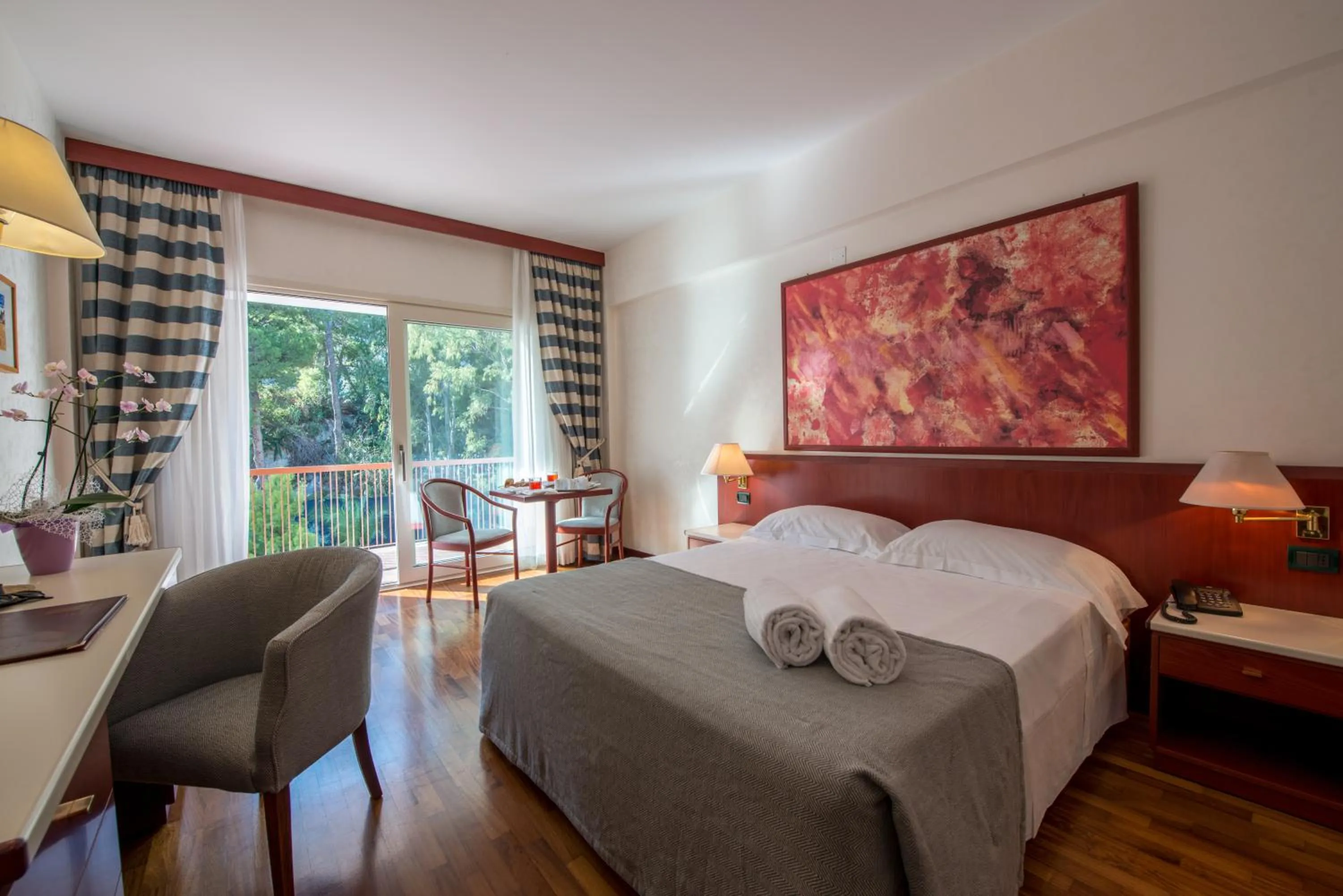 Bedroom, Bed in Splendid Hotel La Torre