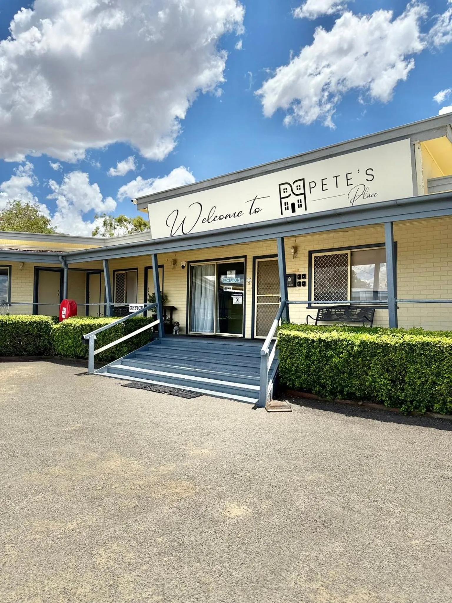 Lobby or reception in Pete's Place Roma