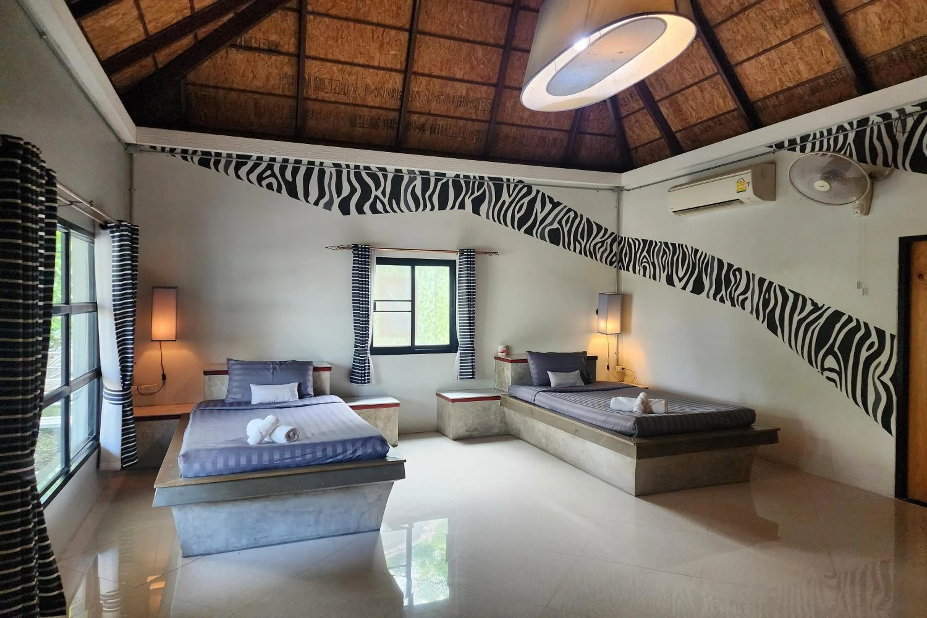 Bed in Karaboon Wellness