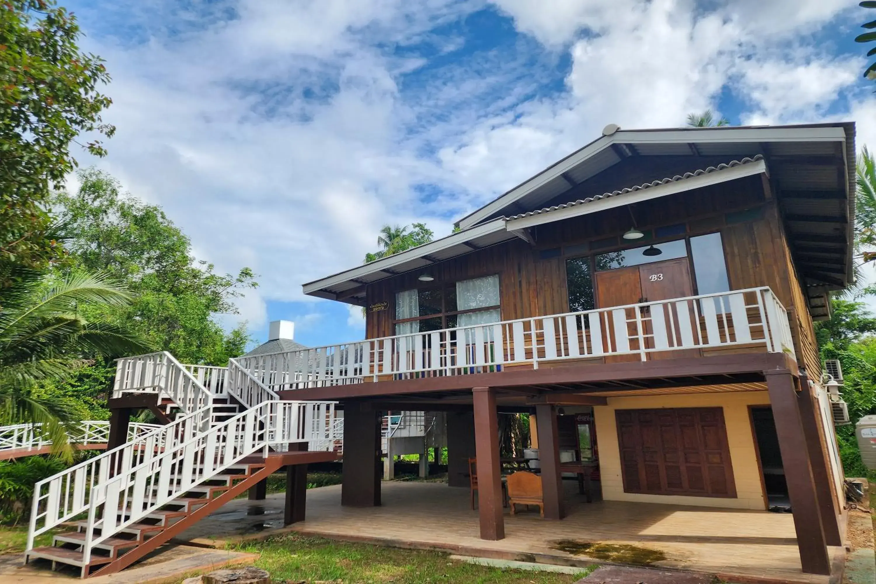 Property building in Karaboon Wellness Property building in Karaboon Wellness